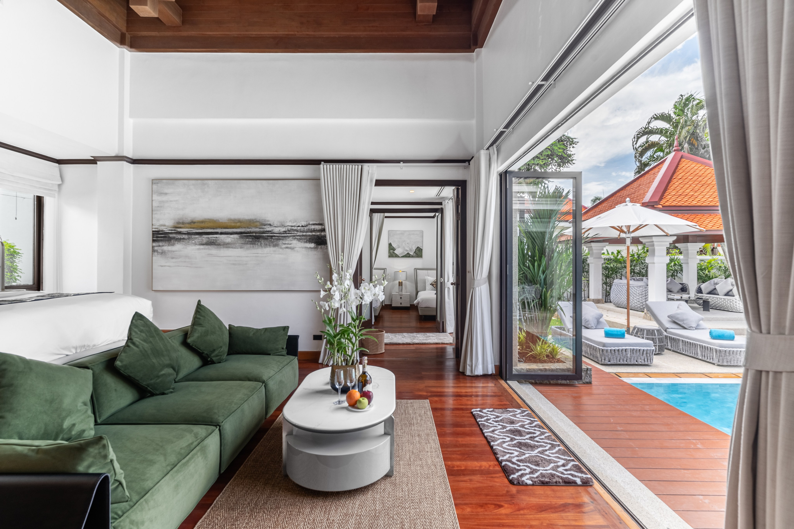 Интерьерная ретушь, фотограф Илья Perelude, Пхукет. Интерьерный фотограф и ретушер в Красноярске Денис Антропов