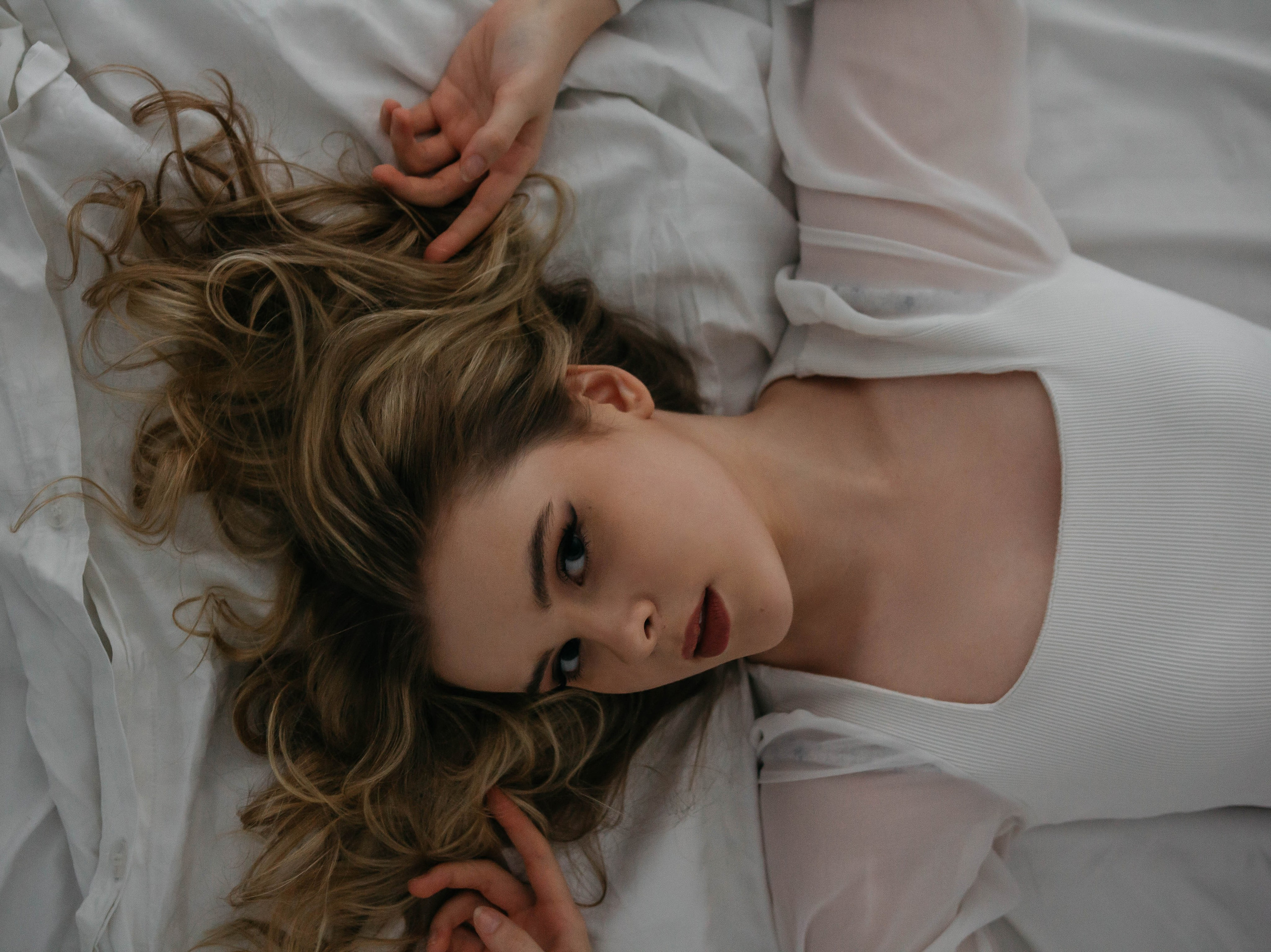 Девушка в студии. Свадебные и индивидуальные съемки в Санкт-Петербурге фотограф Анна Жирохова