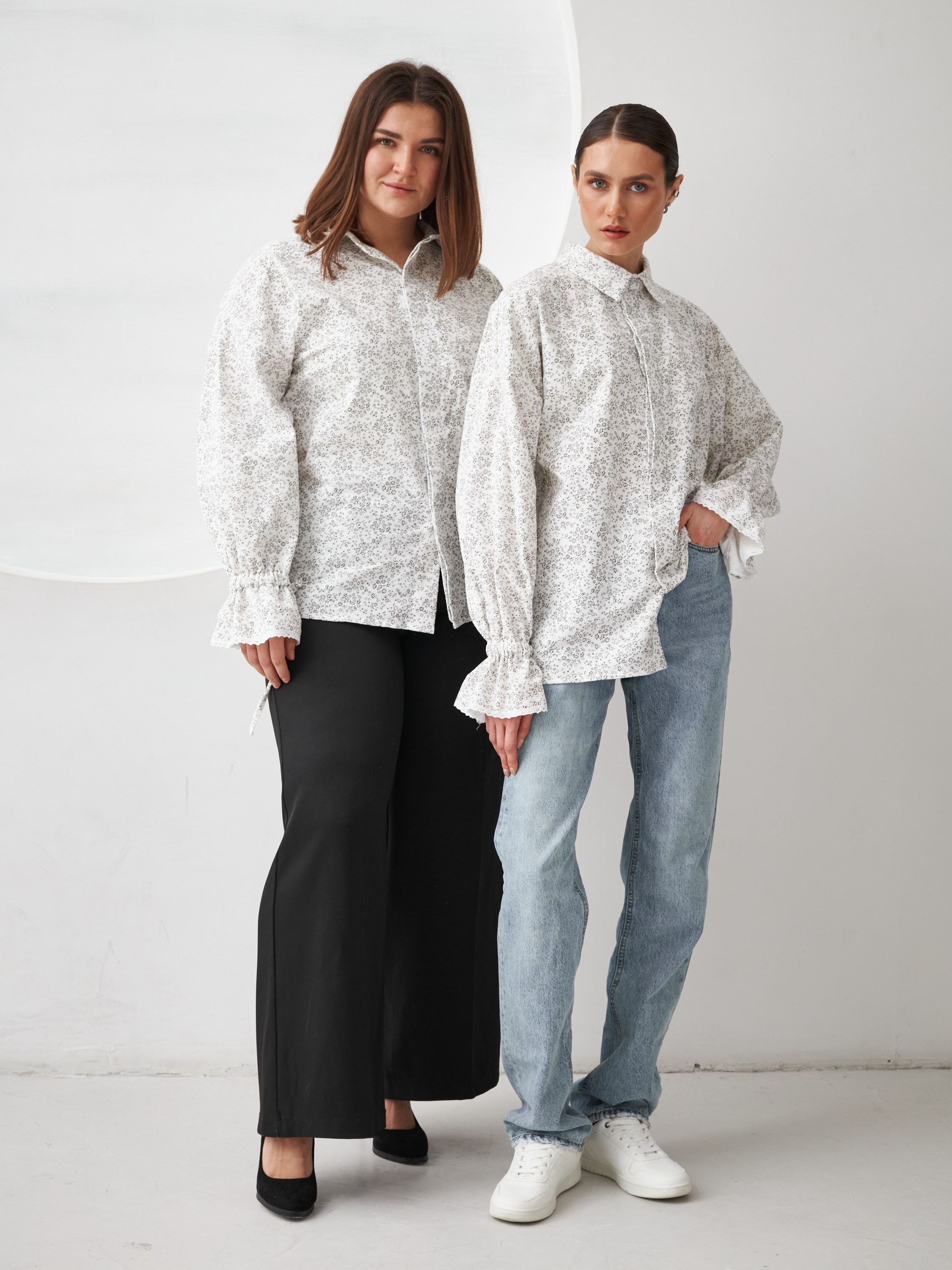 Фотосъемка рубашек Екатеринбург Wildberries ВБ Ozon Озон фотосессия одежды Екб заказать цена фотосъемка товара WB блузки карточки товара. Фотограф Екатеринбург Анастасия Жерновская | Маркетплейсы и нейрофото