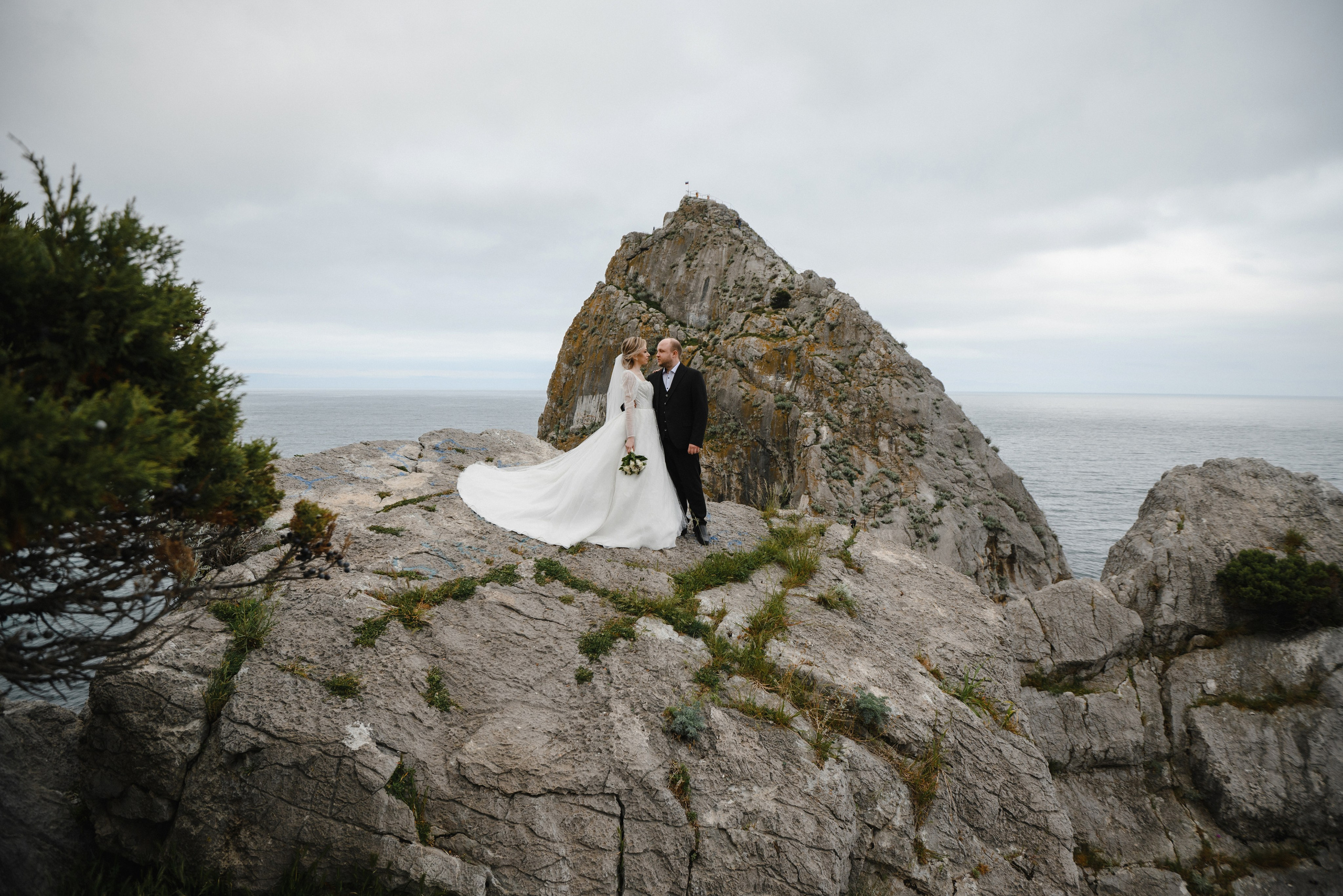 Прогулка у моря в Крыму. Свадебный фотограф в Крыму Алексей Лобач