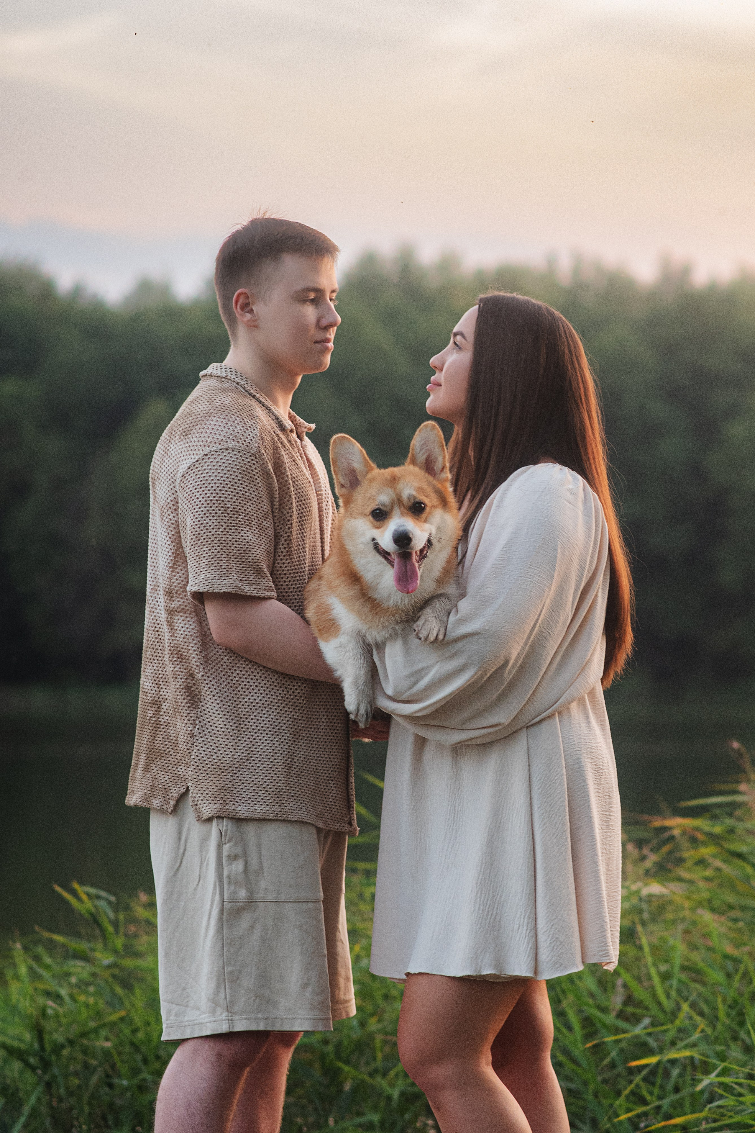 Саша, Оксана и Барни — 25.08.2024. Фотограф — Анималист | Анна Абрамова