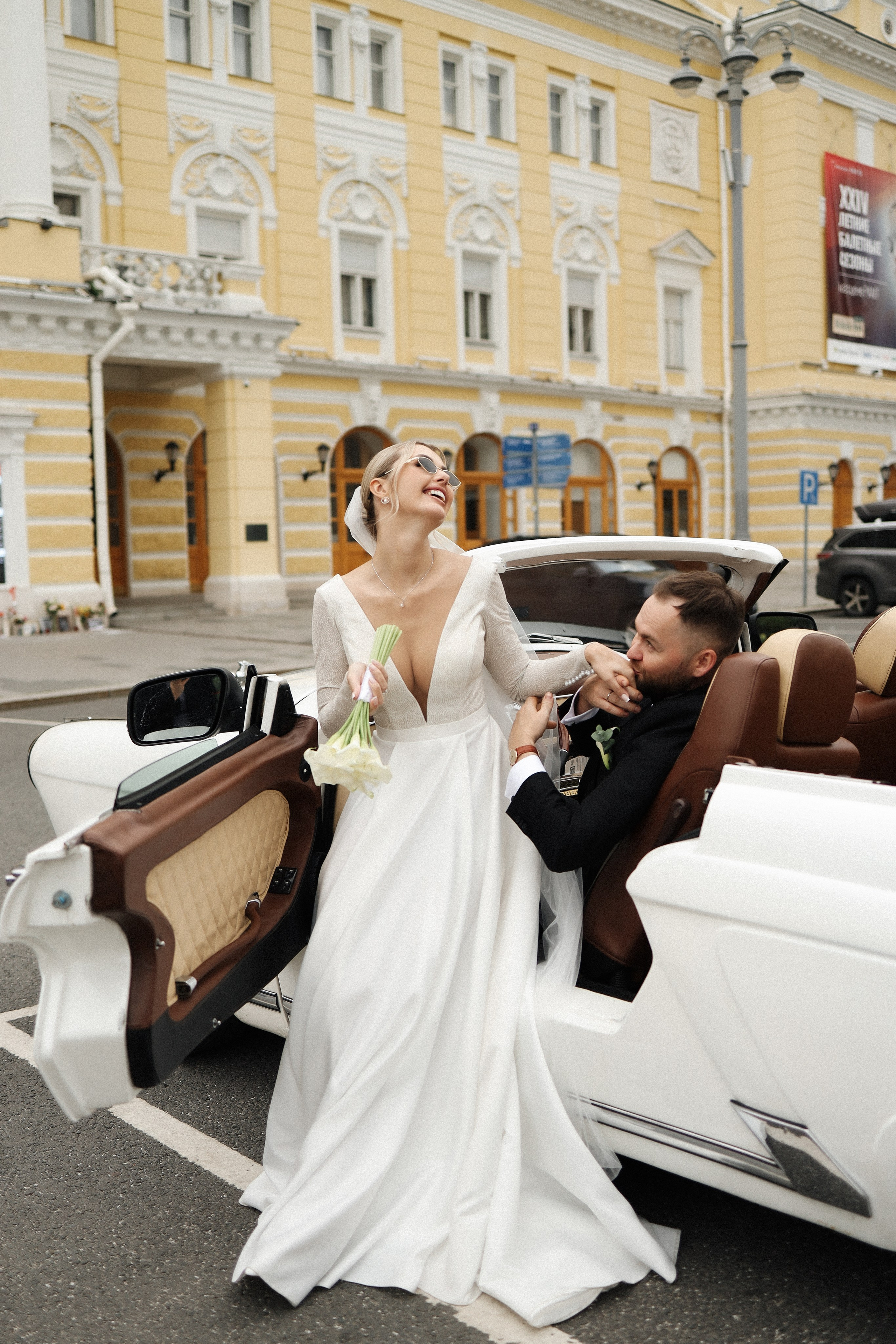 А. + Ю. Грибоедовский ЗАГС, прогулка на кабриолете. Семейный и lovestory фотограф в Москве Светлана Коняхина