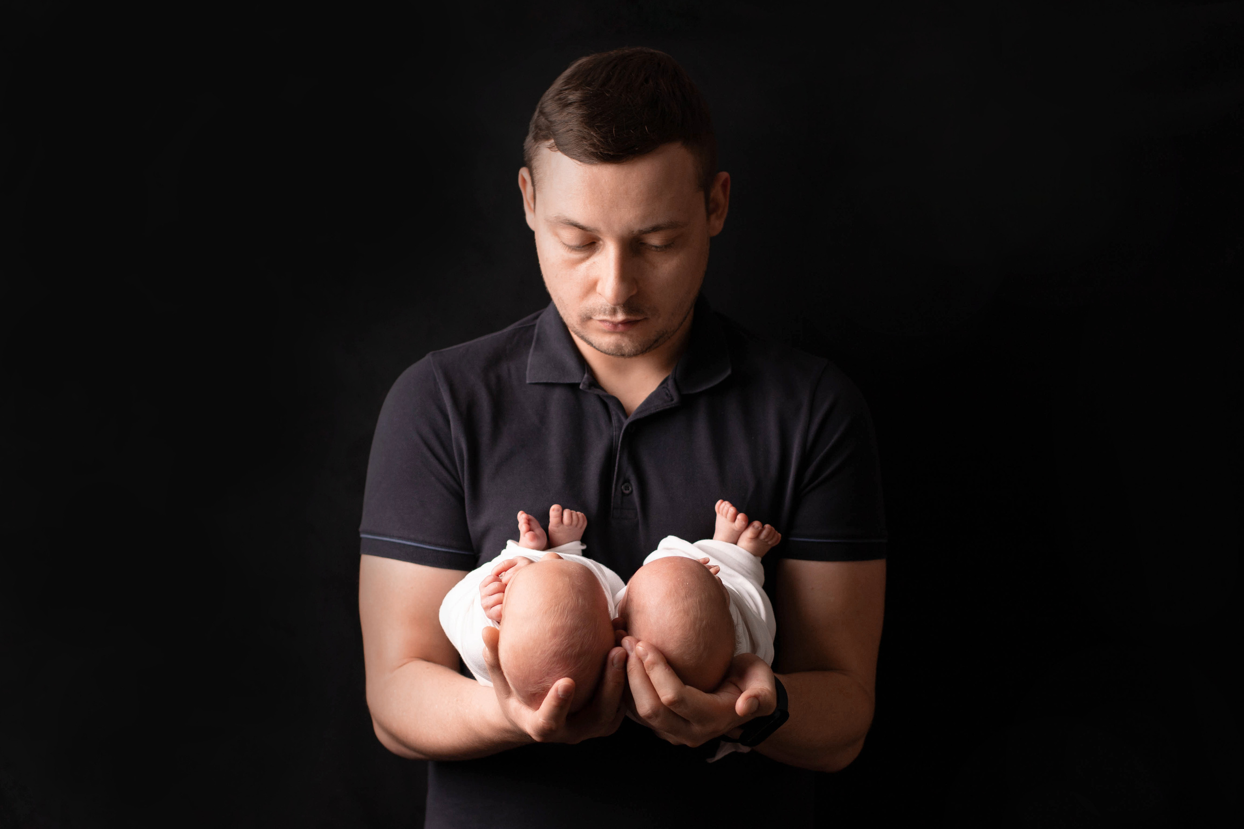 Портфолио Семья - Фотограф новорожденных: моменты счастья и связи. Фотограф новорожденных: волшебные моменты первых дней жизни