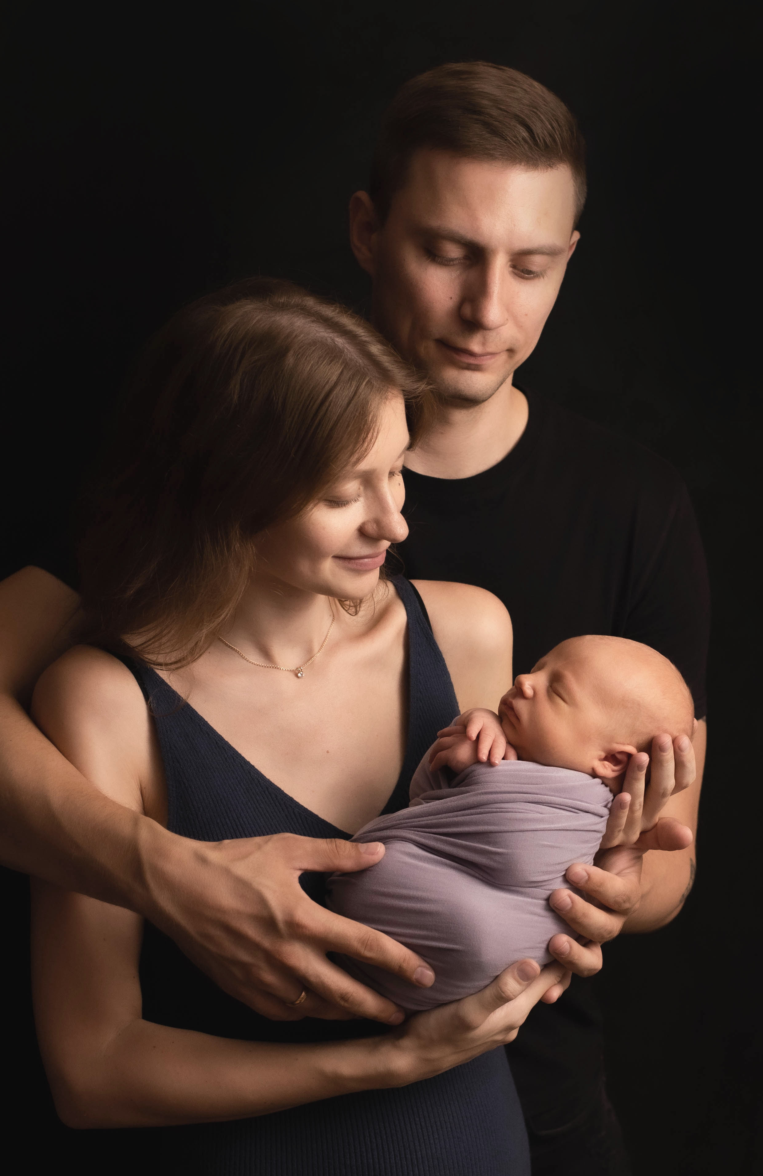 Портфолио Семья - Фотограф новорожденных: моменты счастья и связи. Фотограф новорожденных: волшебные моменты первых дней жизни