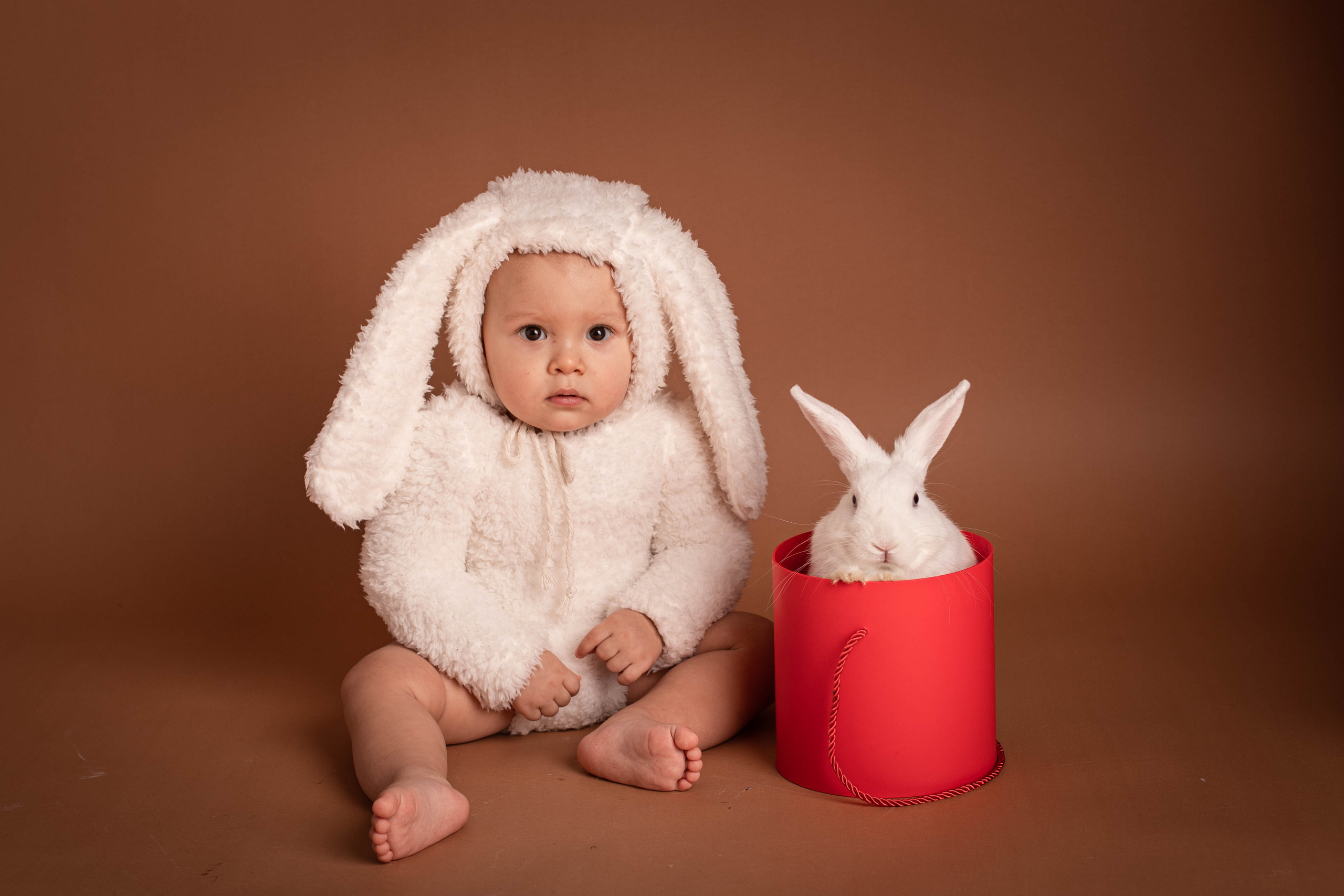 От 9 месяцев  - Фотограф новорожденных: магия детства в каждом снимке. Фотограф новорожденных: волшебные моменты первых дней жизни