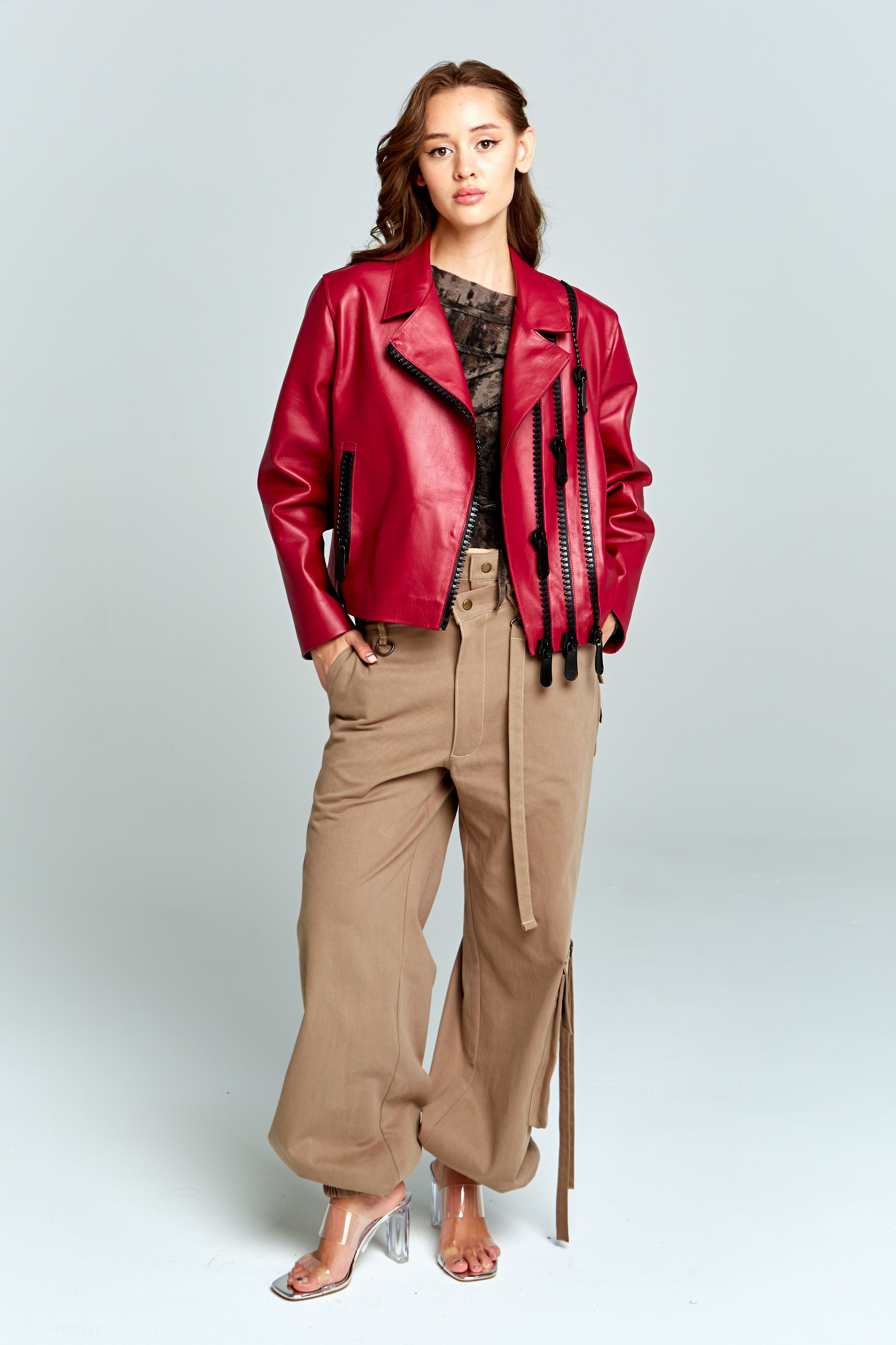 Каталог SMILYANDSKY. Коммерческий фешн и бьюти фотограф в Москве Березина Анна