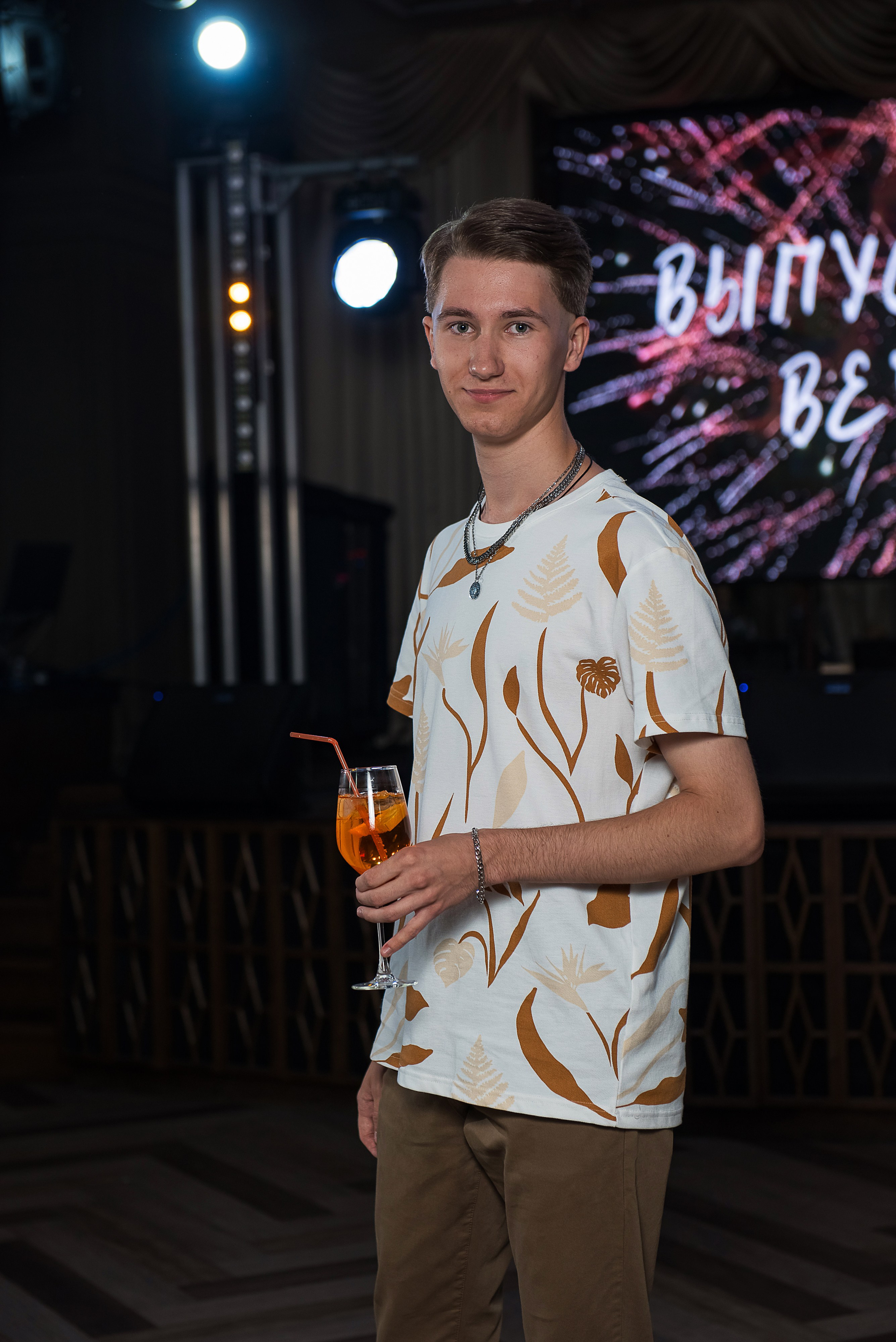 Выпускной 11 класс Гермес. Фотограф Саратов Юлия Петрова