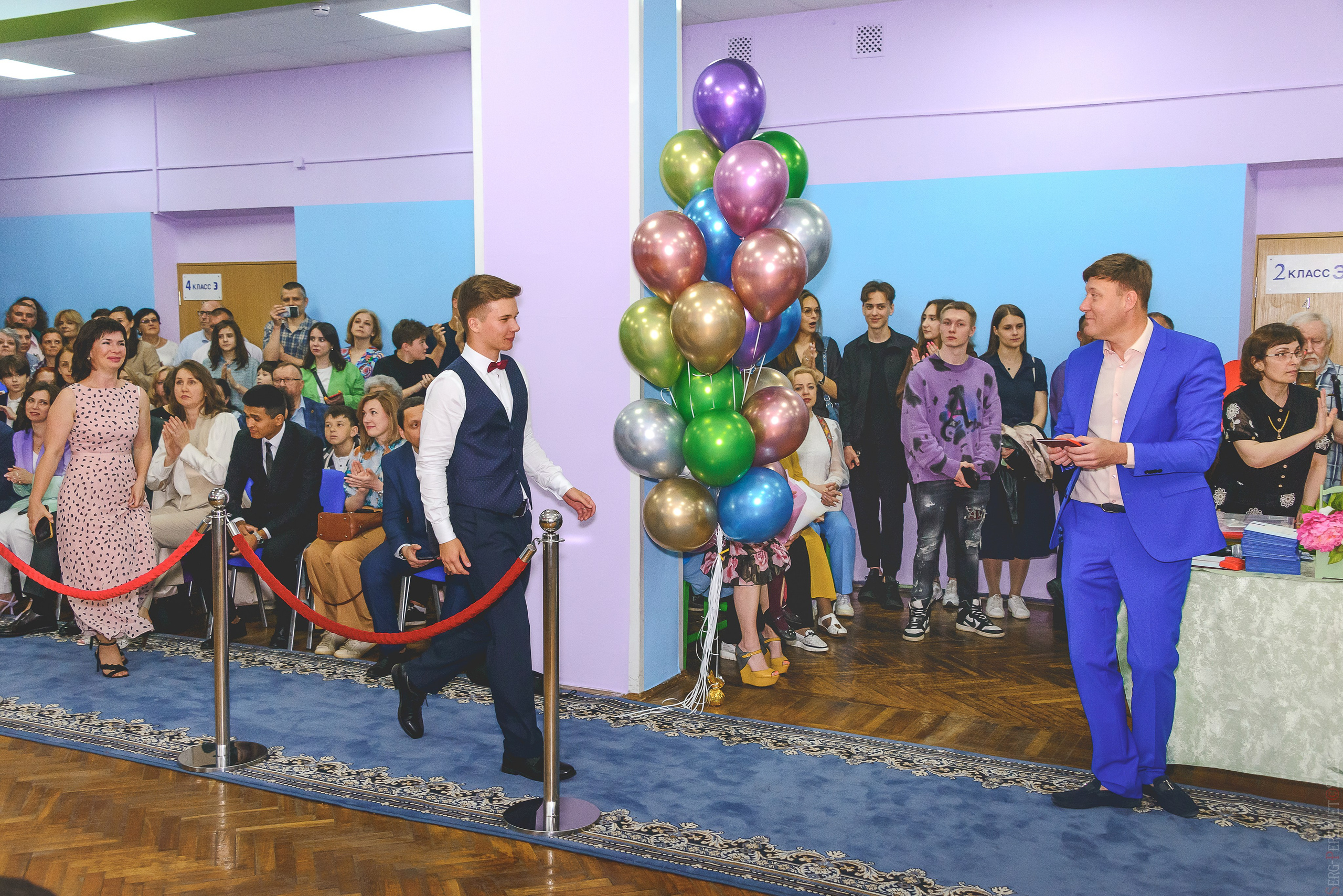 Выпускной 11 класс. Ваш фотограф на праздник в Москве, Раменском, Жуковском, Люберцах