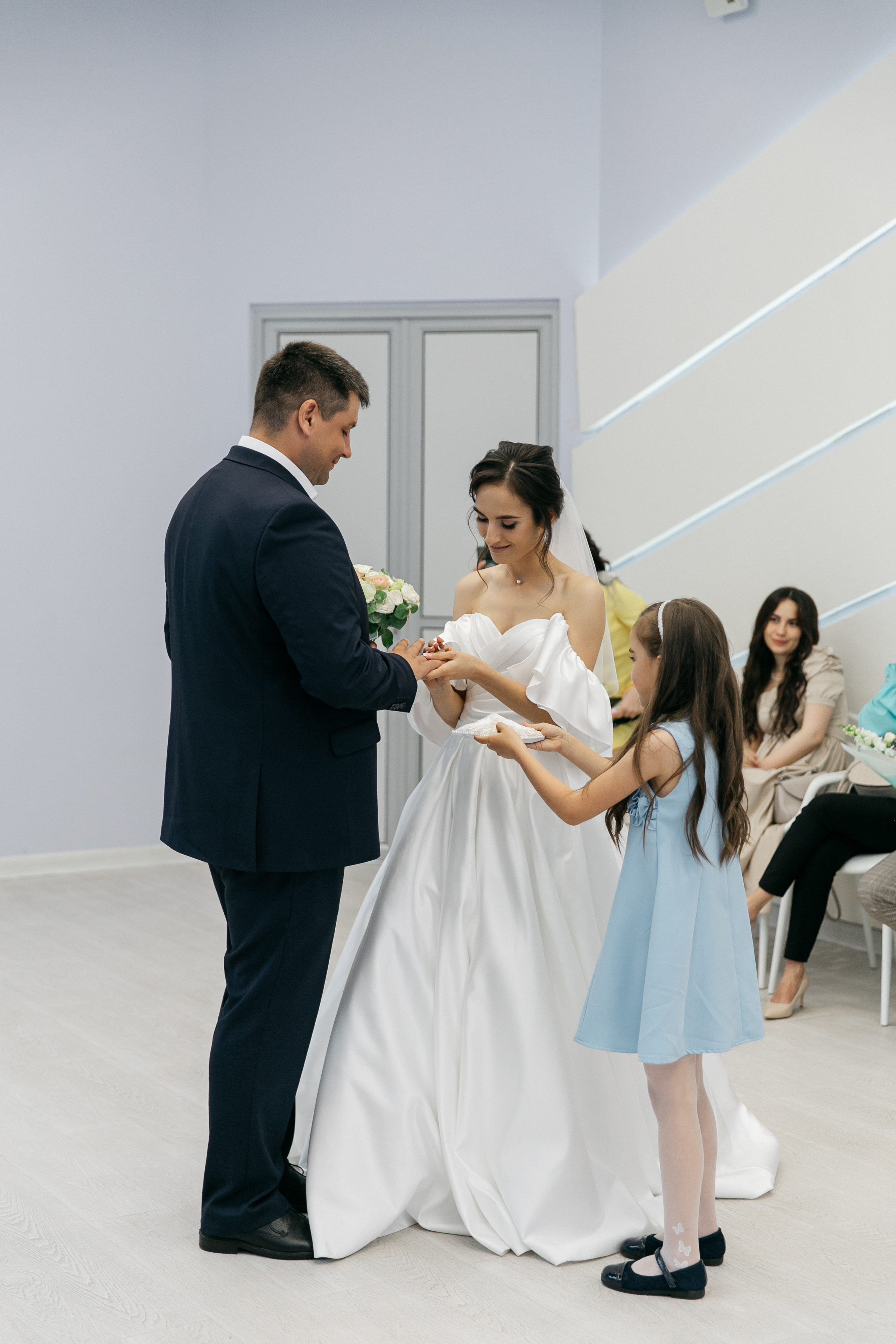 Анонс свадебных фотографий Кирилла и Алины в Загородном клубе Lafa. Свадебный фотограф Домодедово Москва Катерина Алехина