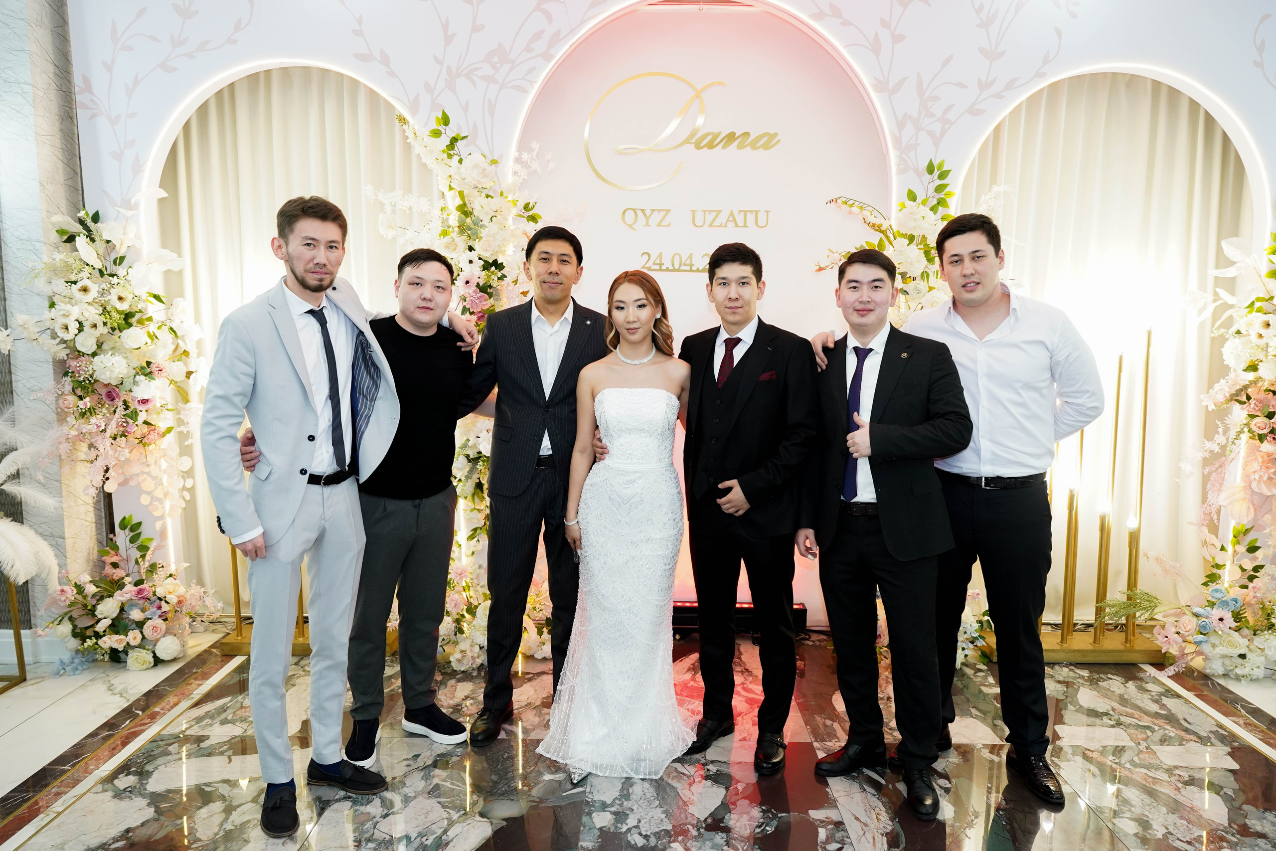 Dana uzatu. Фотограф Ернар Ержанов