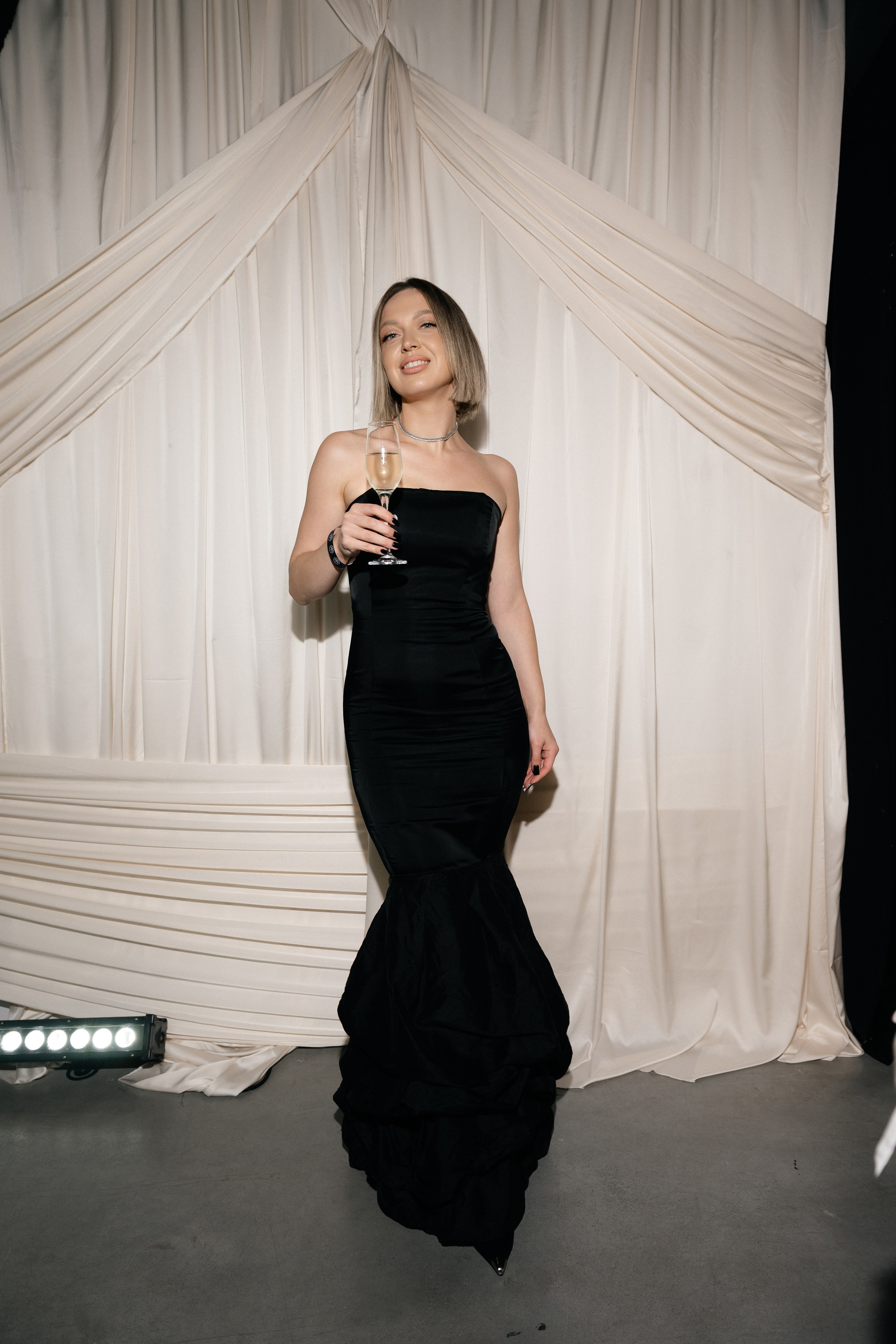 INCOGNITO Rara Avis Group & Kuraje Fashion Show 2027 INCOGNITO. Wedding PHOTOGRAPHER Andrew Vnukov