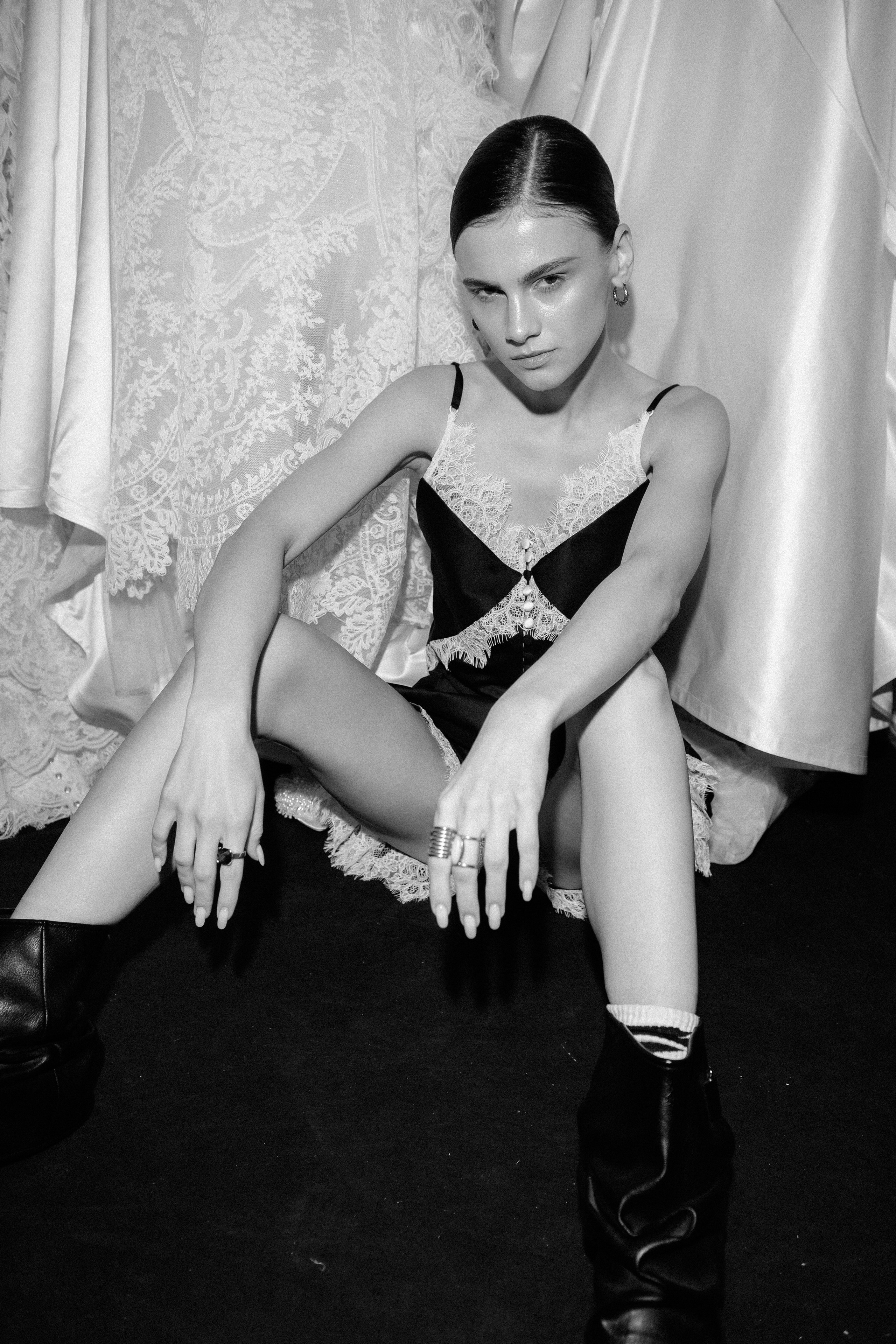 INCOGNITO Rara Avis Group & Kuraje Fashion Show 2027 INCOGNITO. Wedding PHOTOGRAPHER Andrew Vnukov