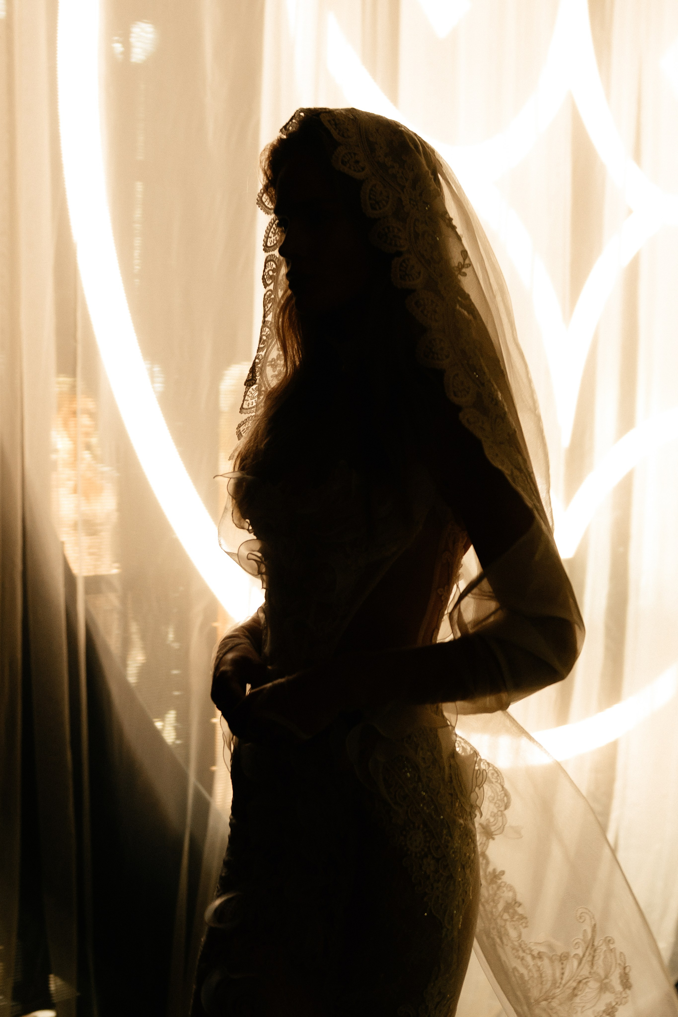 INCOGNITO Rara Avis Group & Kuraje Fashion Show 2027 INCOGNITO. Wedding PHOTOGRAPHER Andrew Vnukov