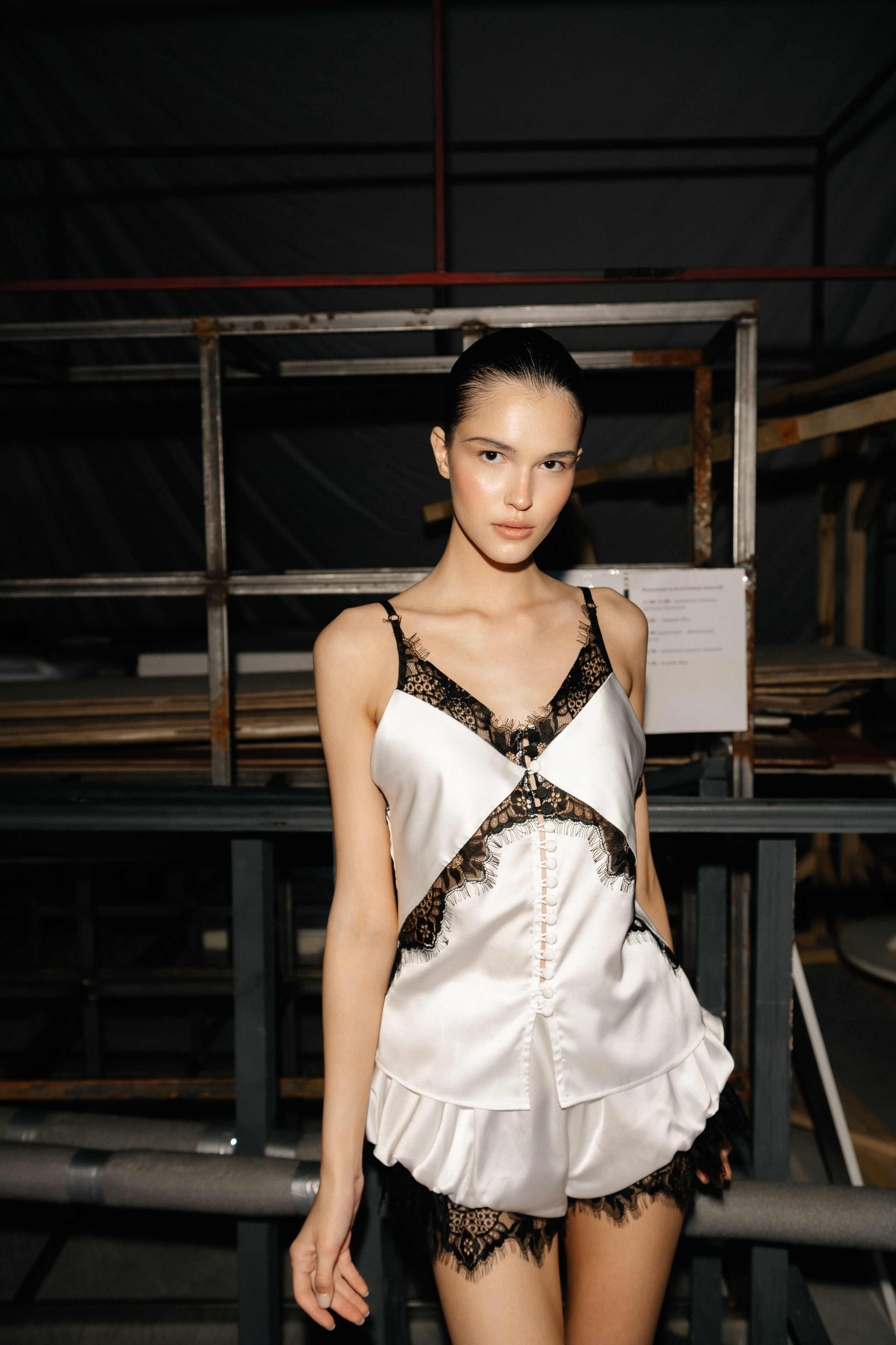 INCOGNITO Rara Avis Group & Kuraje Fashion Show 2027 INCOGNITO. Wedding PHOTOGRAPHER Andrew Vnukov
