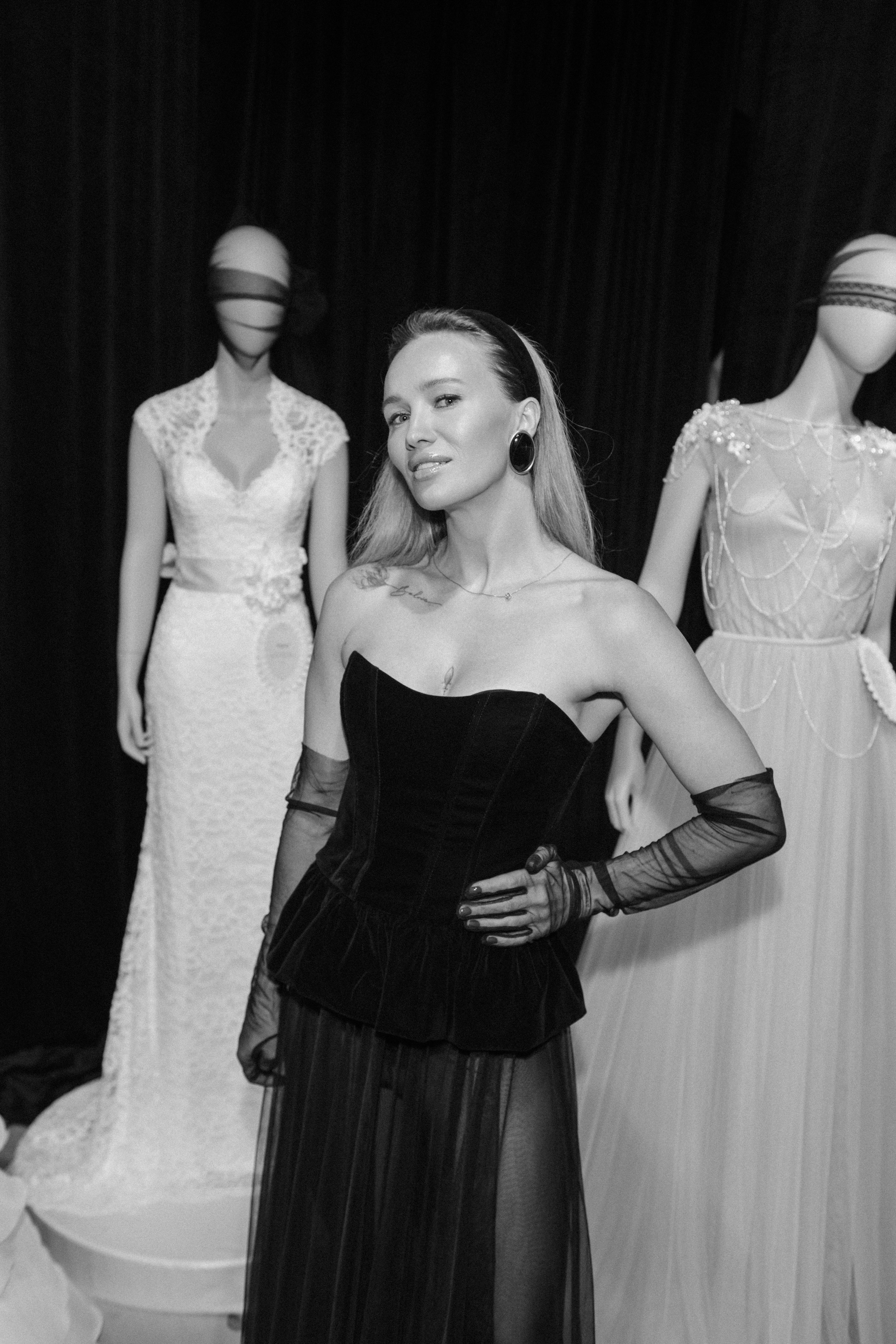 INCOGNITO Rara Avis Group & Kuraje Fashion Show 2027 INCOGNITO. Wedding PHOTOGRAPHER Andrew Vnukov