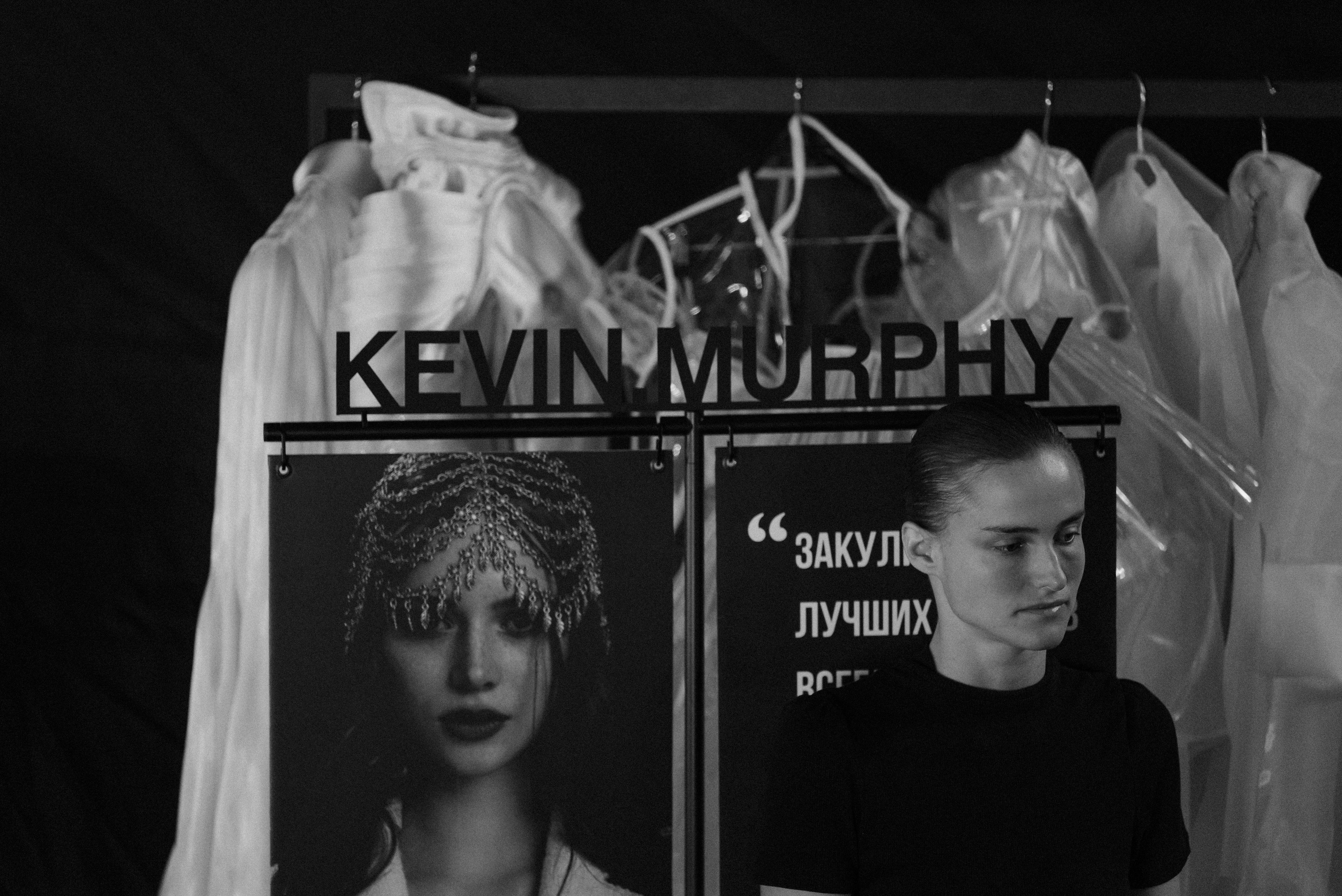 INCOGNITO Rara Avis Group & Kuraje Fashion Show 2027 INCOGNITO. Wedding PHOTOGRAPHER Andrew Vnukov