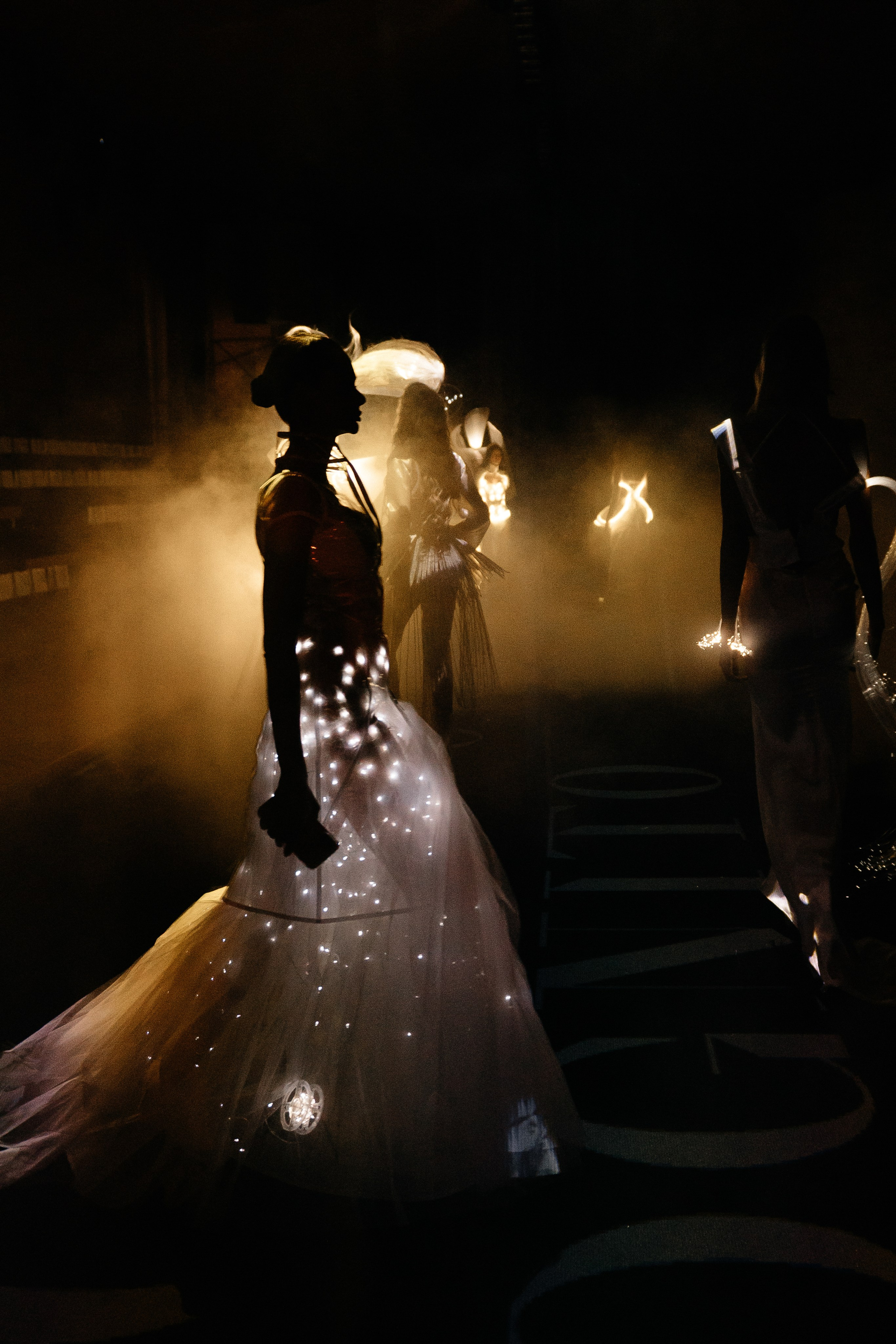 INCOGNITO Rara Avis Group & Kuraje Fashion Show 2027 INCOGNITO. Wedding PHOTOGRAPHER Andrew Vnukov