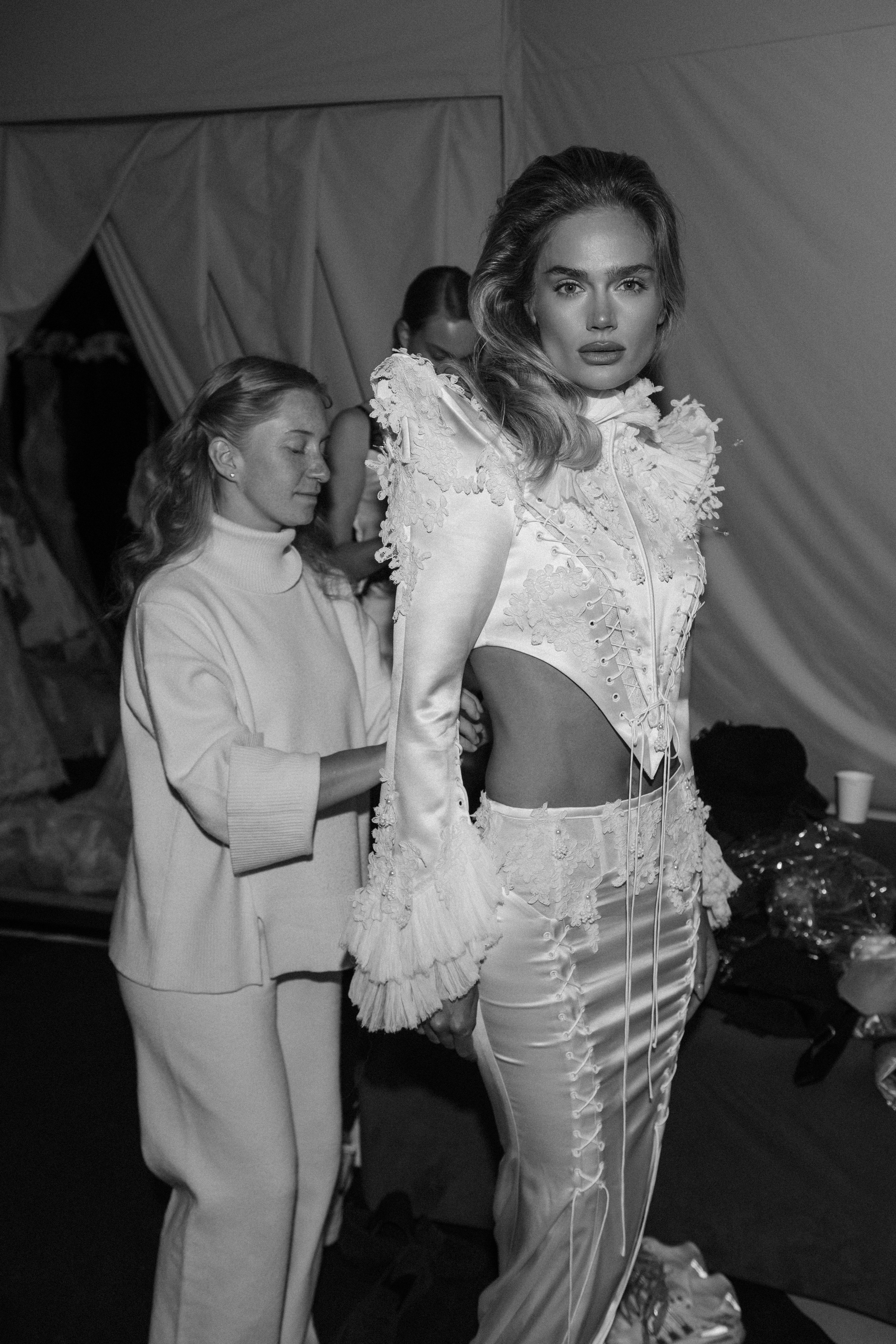 INCOGNITO Rara Avis Group & Kuraje Fashion Show 2027 INCOGNITO. Wedding PHOTOGRAPHER Andrew Vnukov