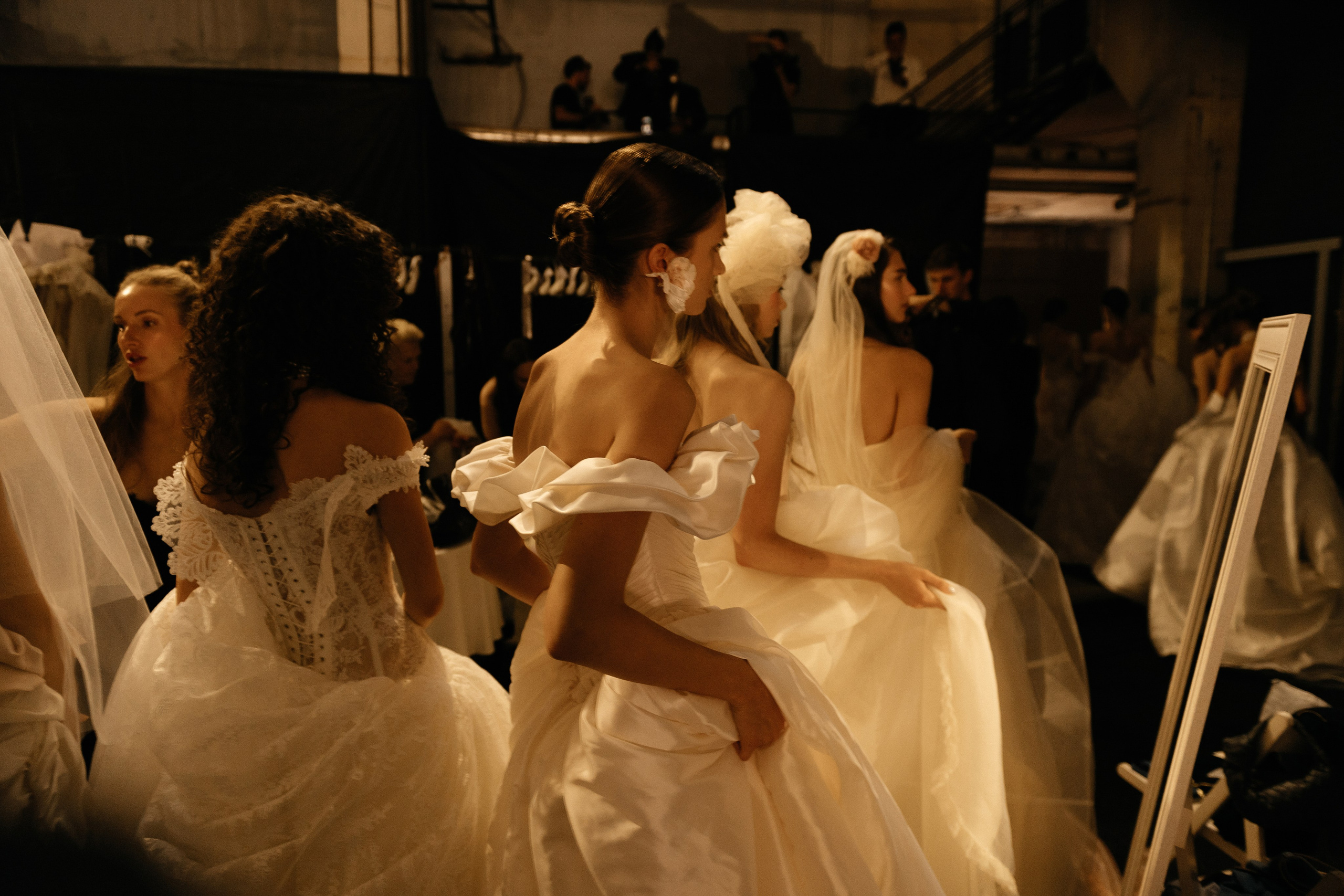 INCOGNITO Rara Avis Group & Kuraje Fashion Show 2027 INCOGNITO. Wedding PHOTOGRAPHER Andrew Vnukov