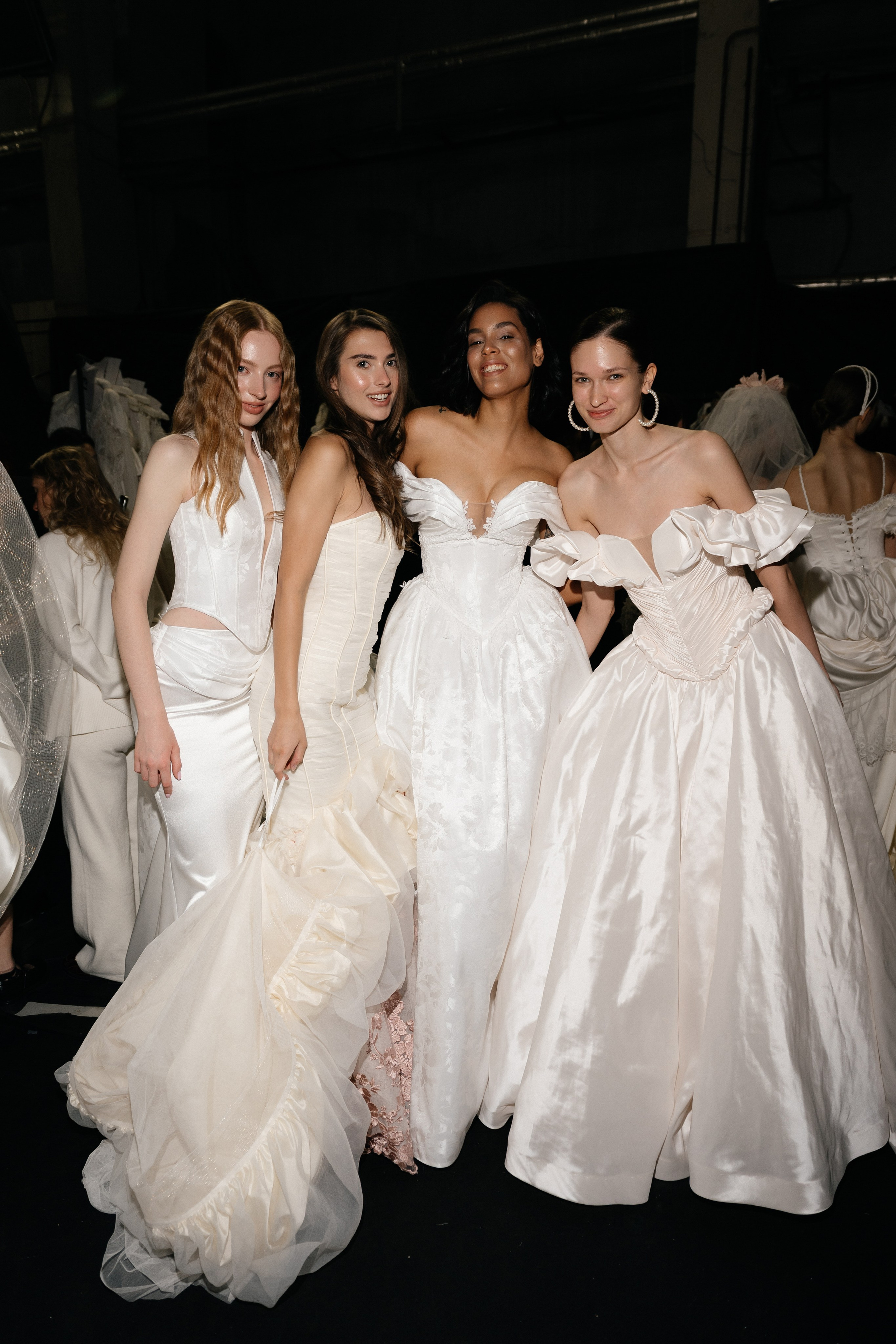 INCOGNITO Rara Avis Group & Kuraje Fashion Show 2027 INCOGNITO. Wedding PHOTOGRAPHER Andrew Vnukov