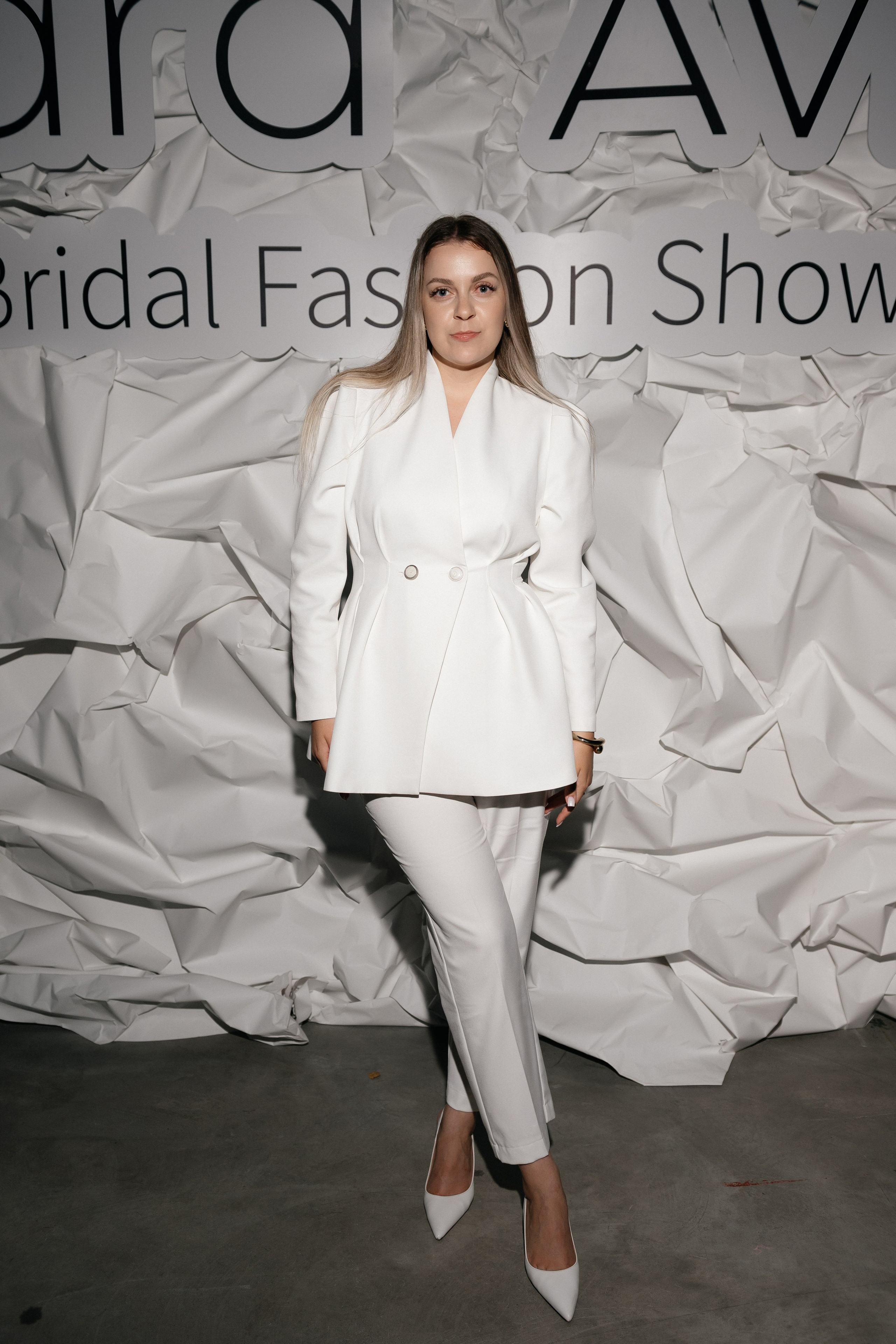 INCOGNITO Rara Avis Group & Kuraje Fashion Show 2027 INCOGNITO. Wedding PHOTOGRAPHER Andrew Vnukov