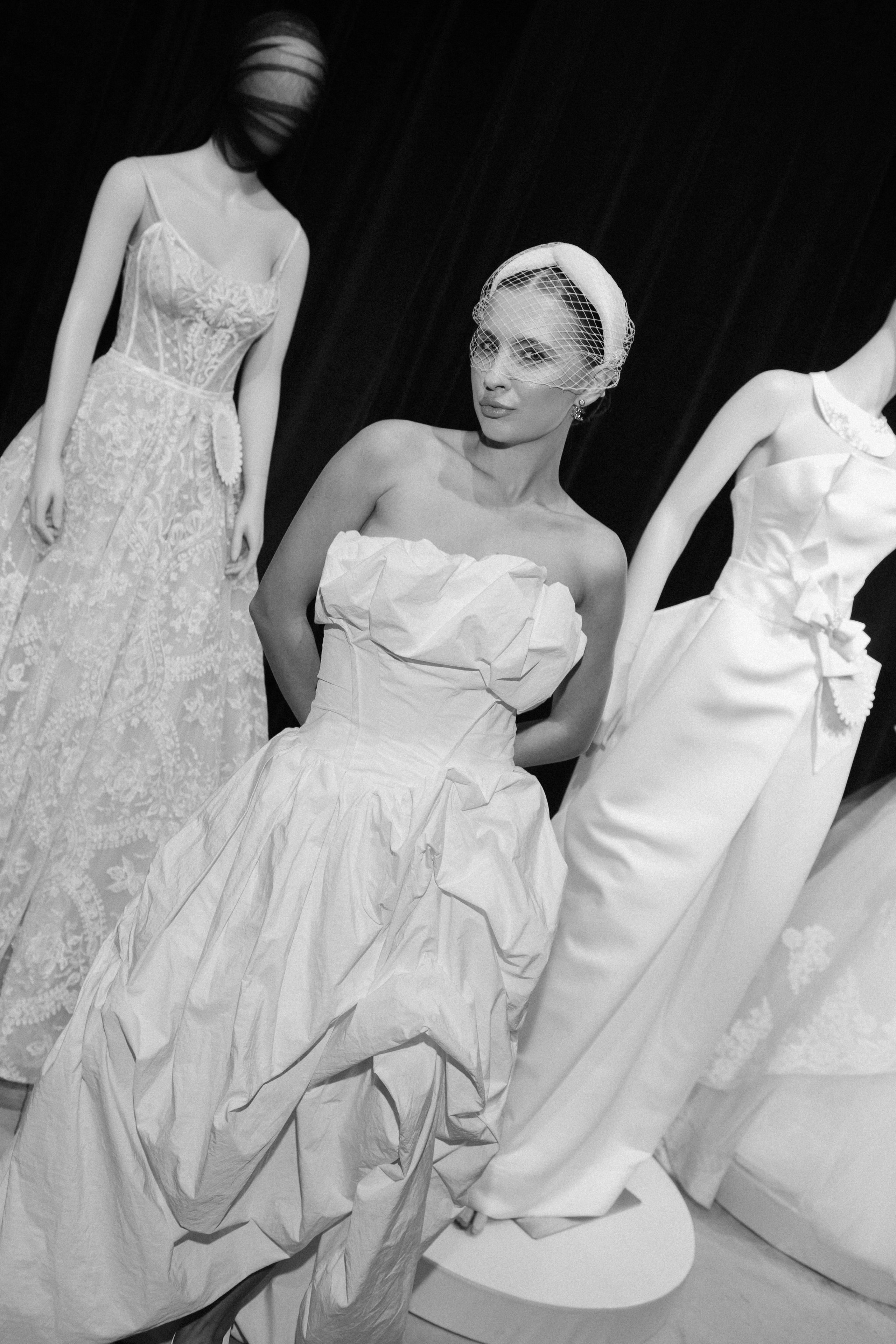 INCOGNITO Rara Avis Group & Kuraje Fashion Show 2027 INCOGNITO. Wedding PHOTOGRAPHER Andrew Vnukov