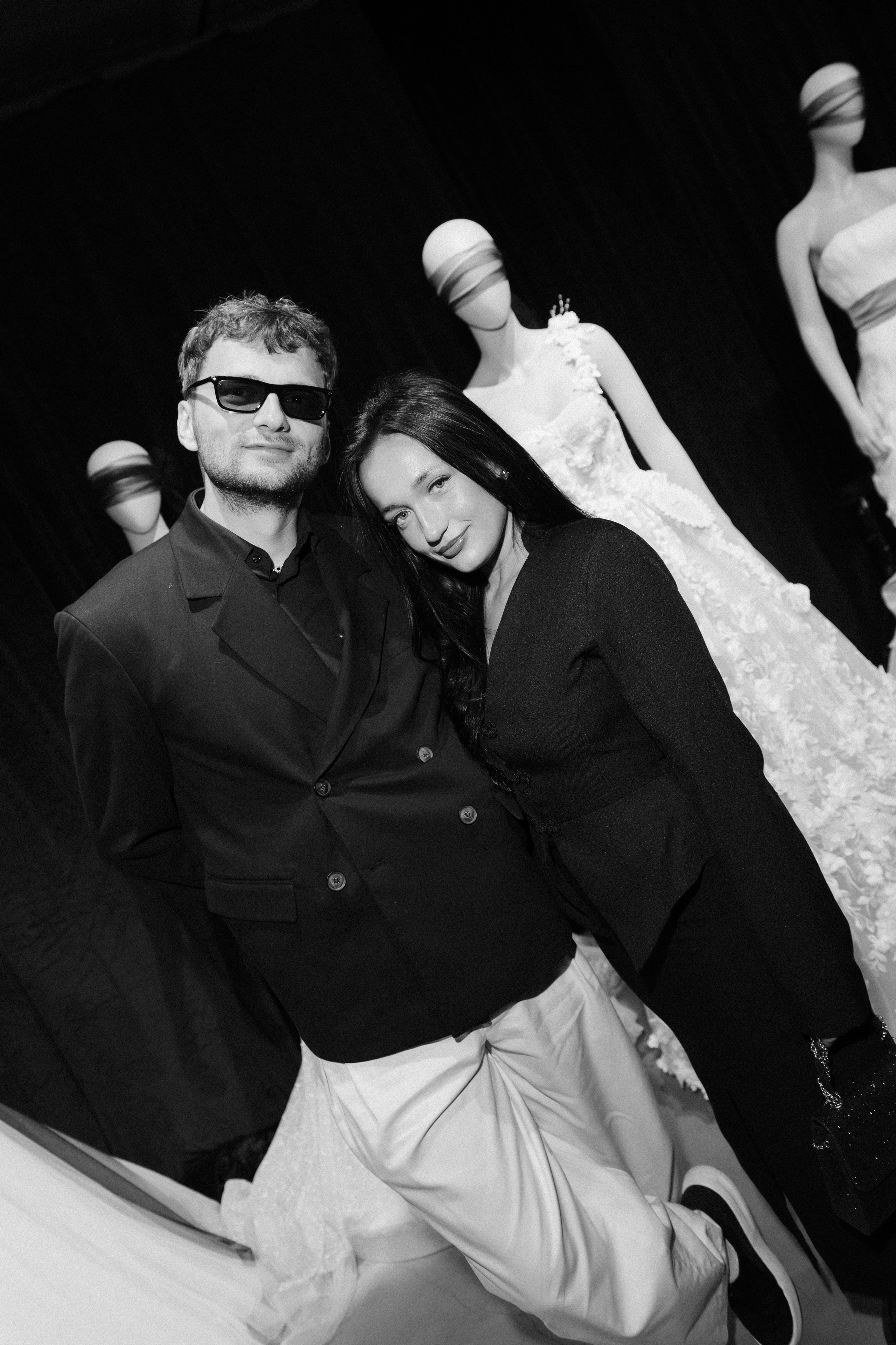 INCOGNITO Rara Avis Group & Kuraje Fashion Show 2027 INCOGNITO. Wedding PHOTOGRAPHER Andrew Vnukov