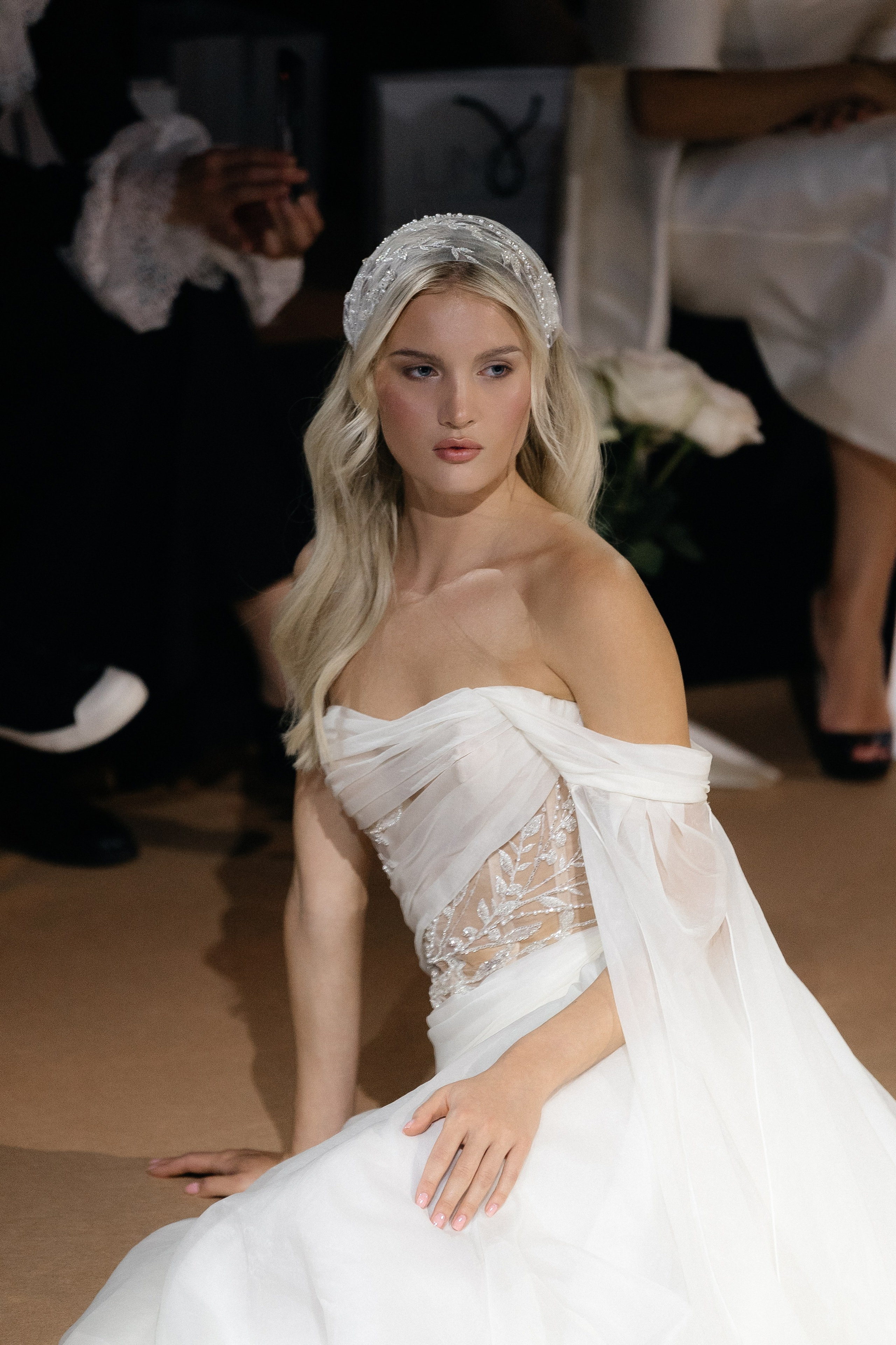 INCOGNITO Rara Avis Group & Kuraje Fashion Show 2027 INCOGNITO. Wedding PHOTOGRAPHER Andrew Vnukov