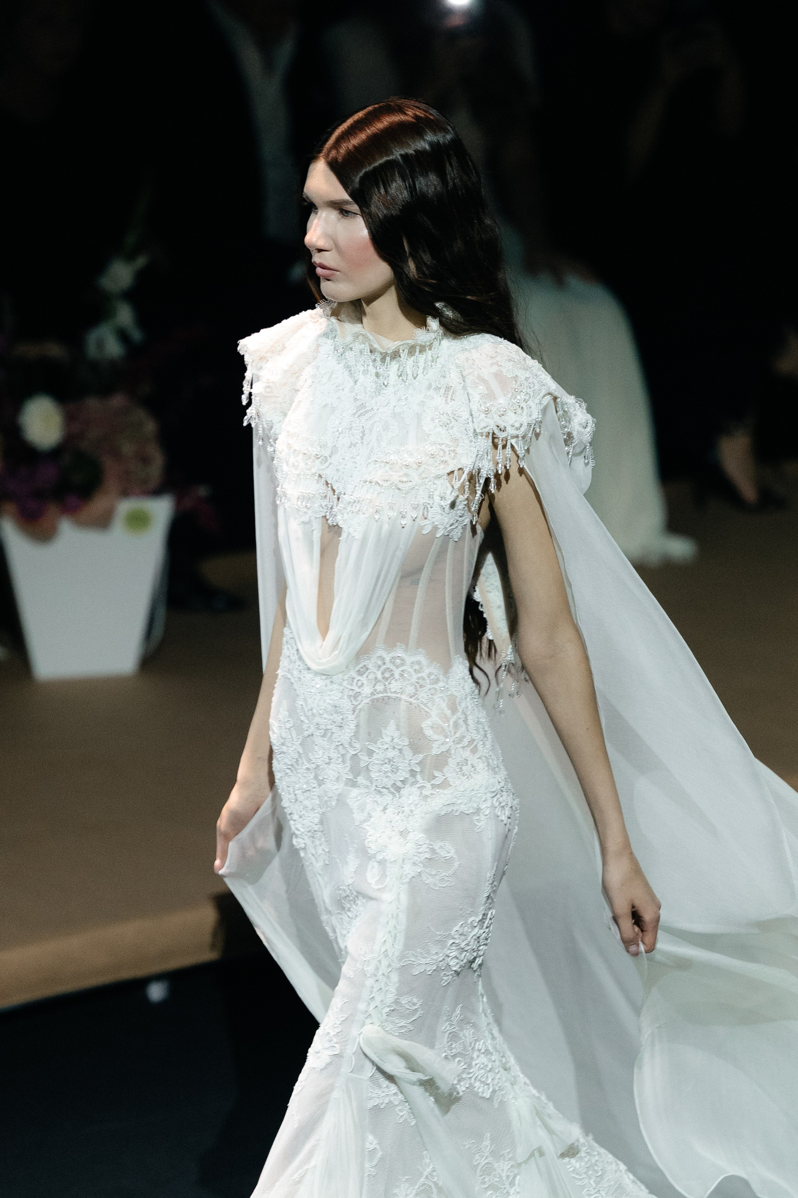 INCOGNITO Rara Avis Group & Kuraje Fashion Show 2027 INCOGNITO. Wedding PHOTOGRAPHER Andrew Vnukov