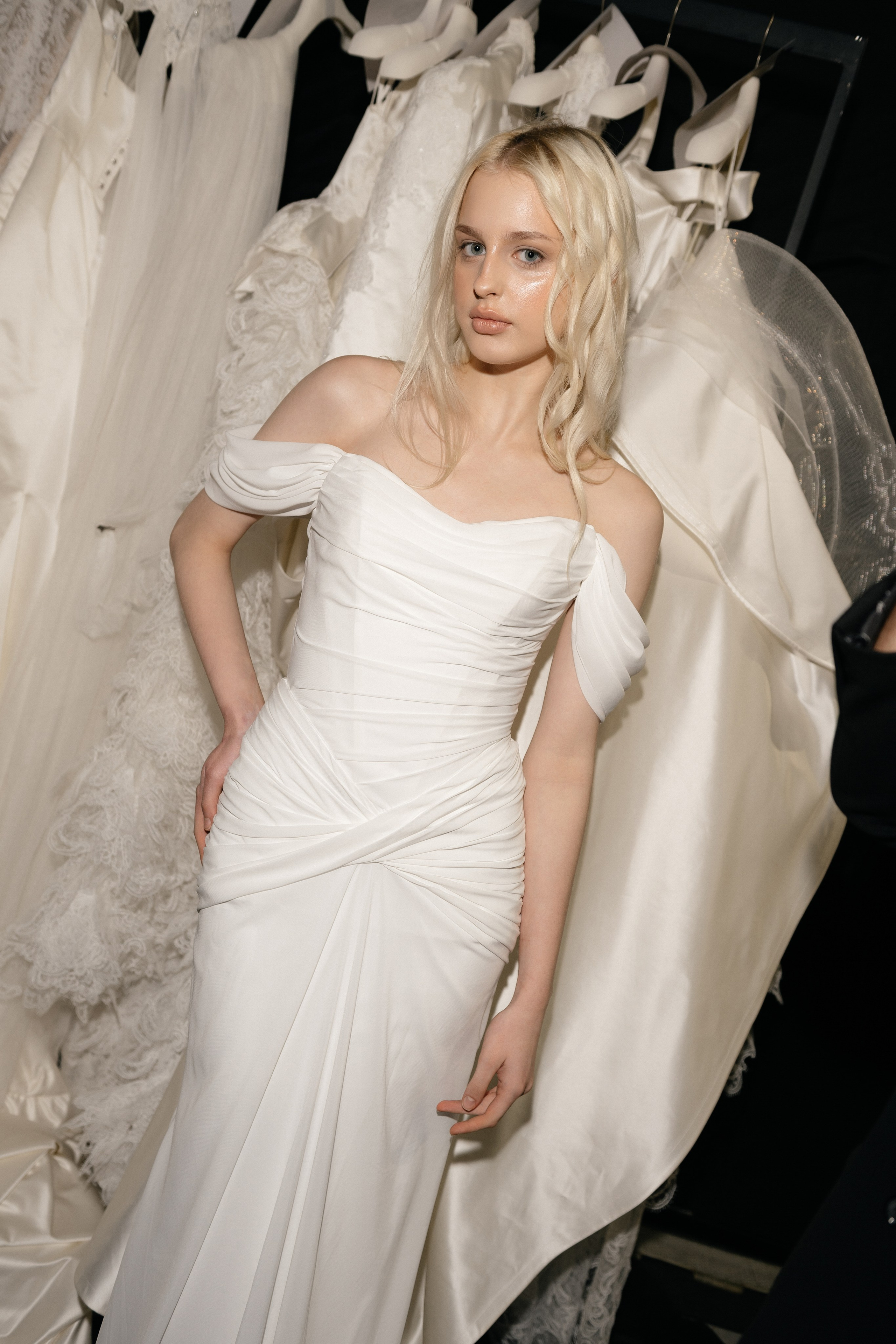 INCOGNITO Rara Avis Group & Kuraje Fashion Show 2027 INCOGNITO. Wedding PHOTOGRAPHER Andrew Vnukov