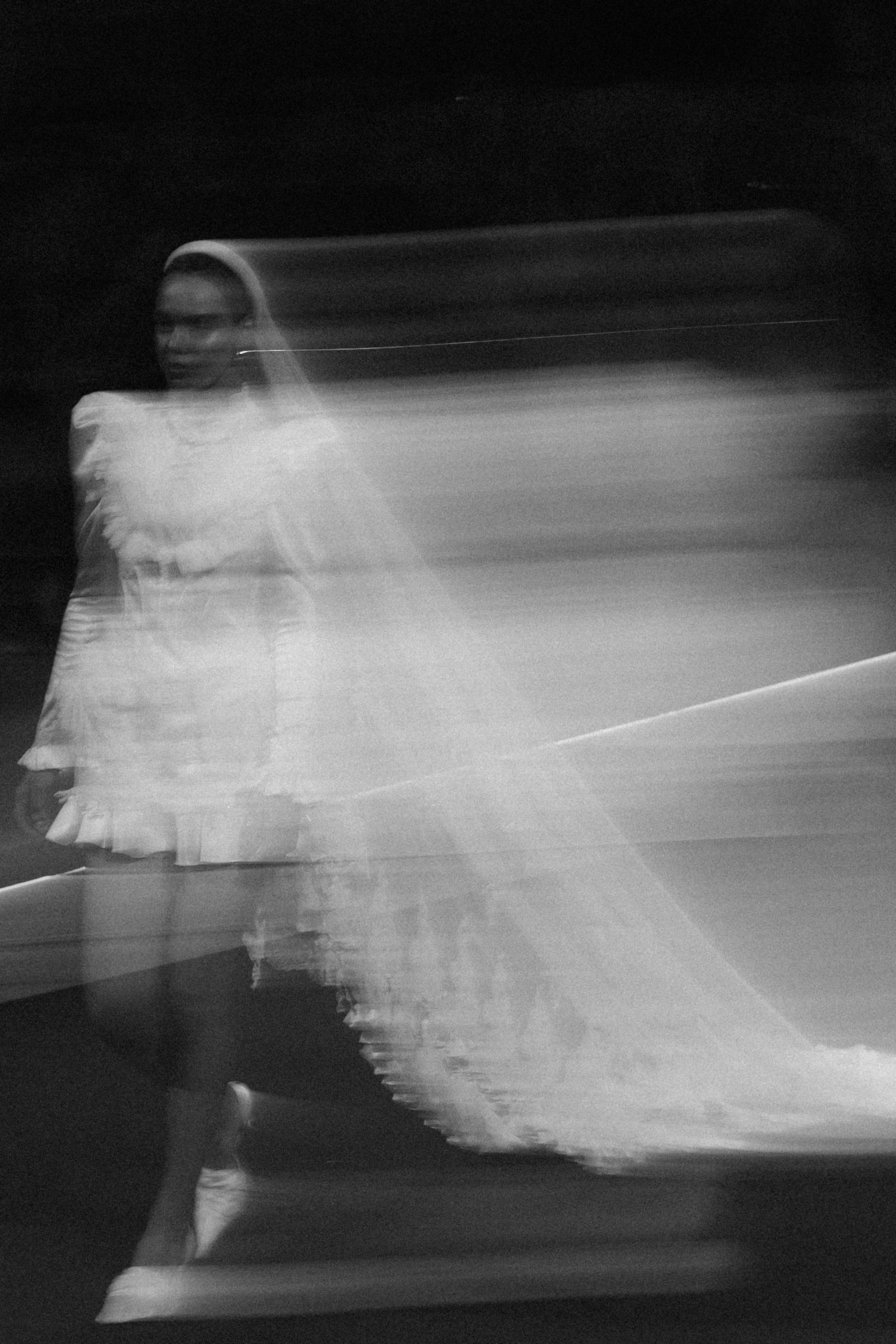 INCOGNITO Rara Avis Group & Kuraje Fashion Show 2027 INCOGNITO. Wedding PHOTOGRAPHER Andrew Vnukov