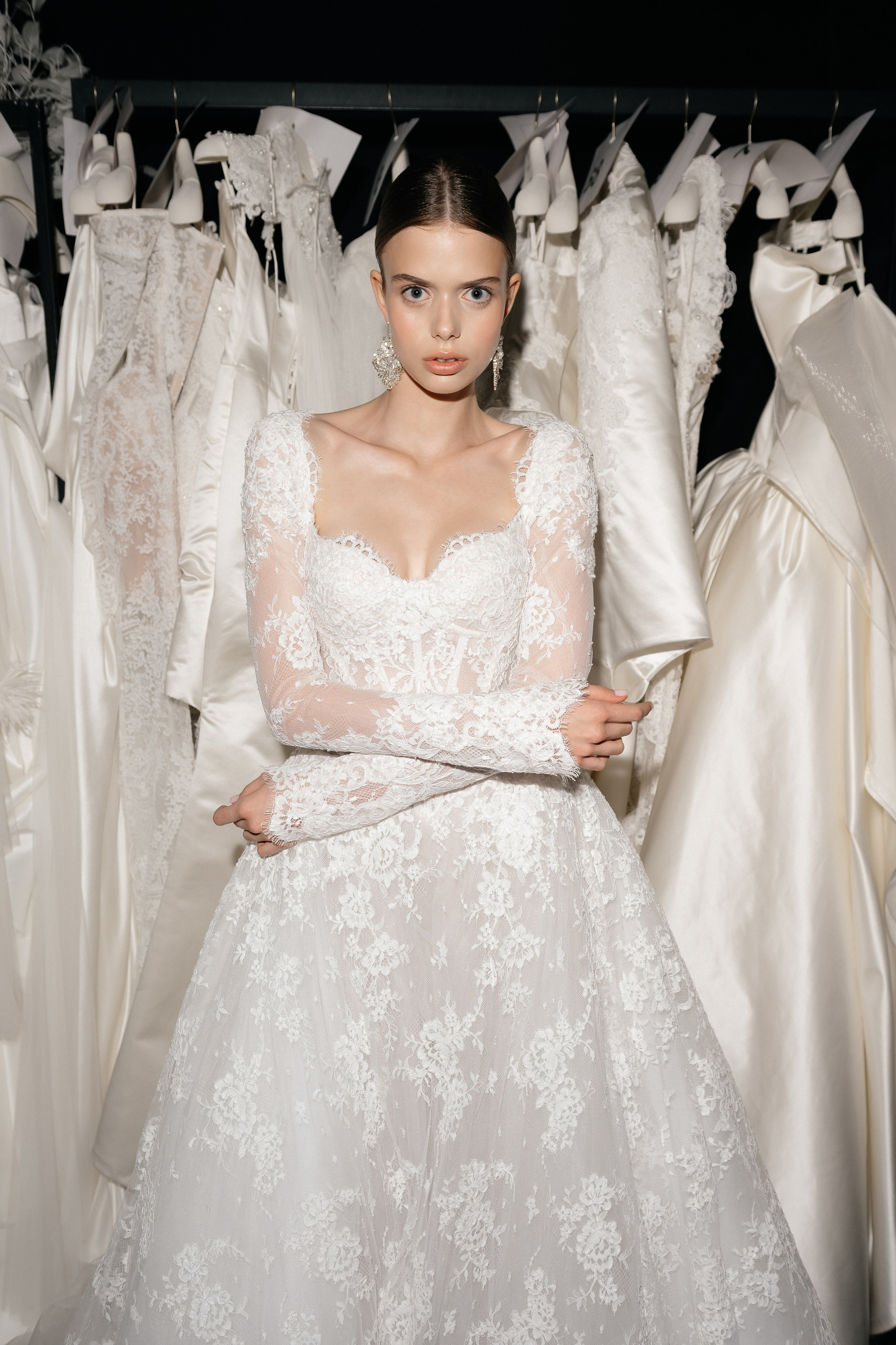 INCOGNITO Rara Avis Group & Kuraje Fashion Show 2027 INCOGNITO. Wedding PHOTOGRAPHER Andrew Vnukov