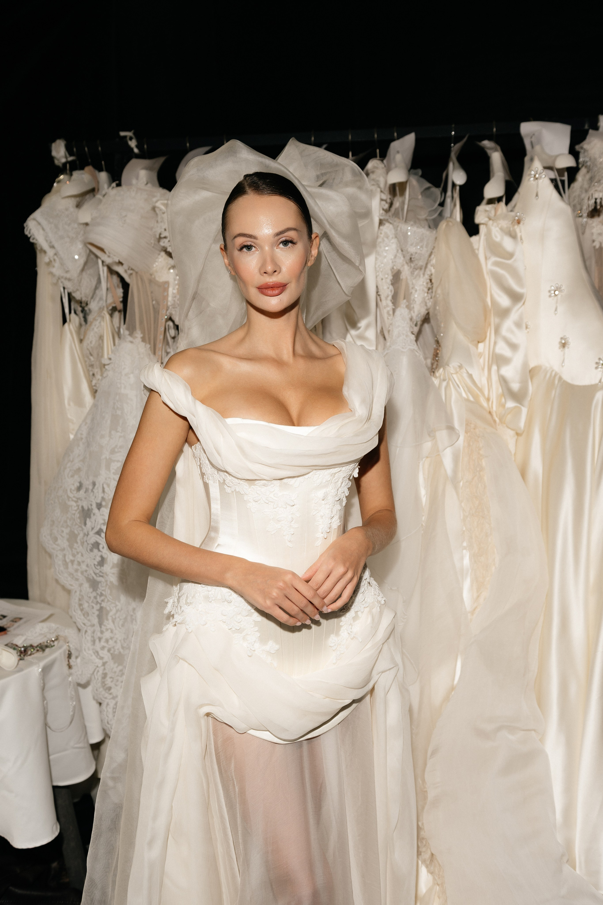 INCOGNITO Rara Avis Group & Kuraje Fashion Show 2027 INCOGNITO. Wedding PHOTOGRAPHER Andrew Vnukov