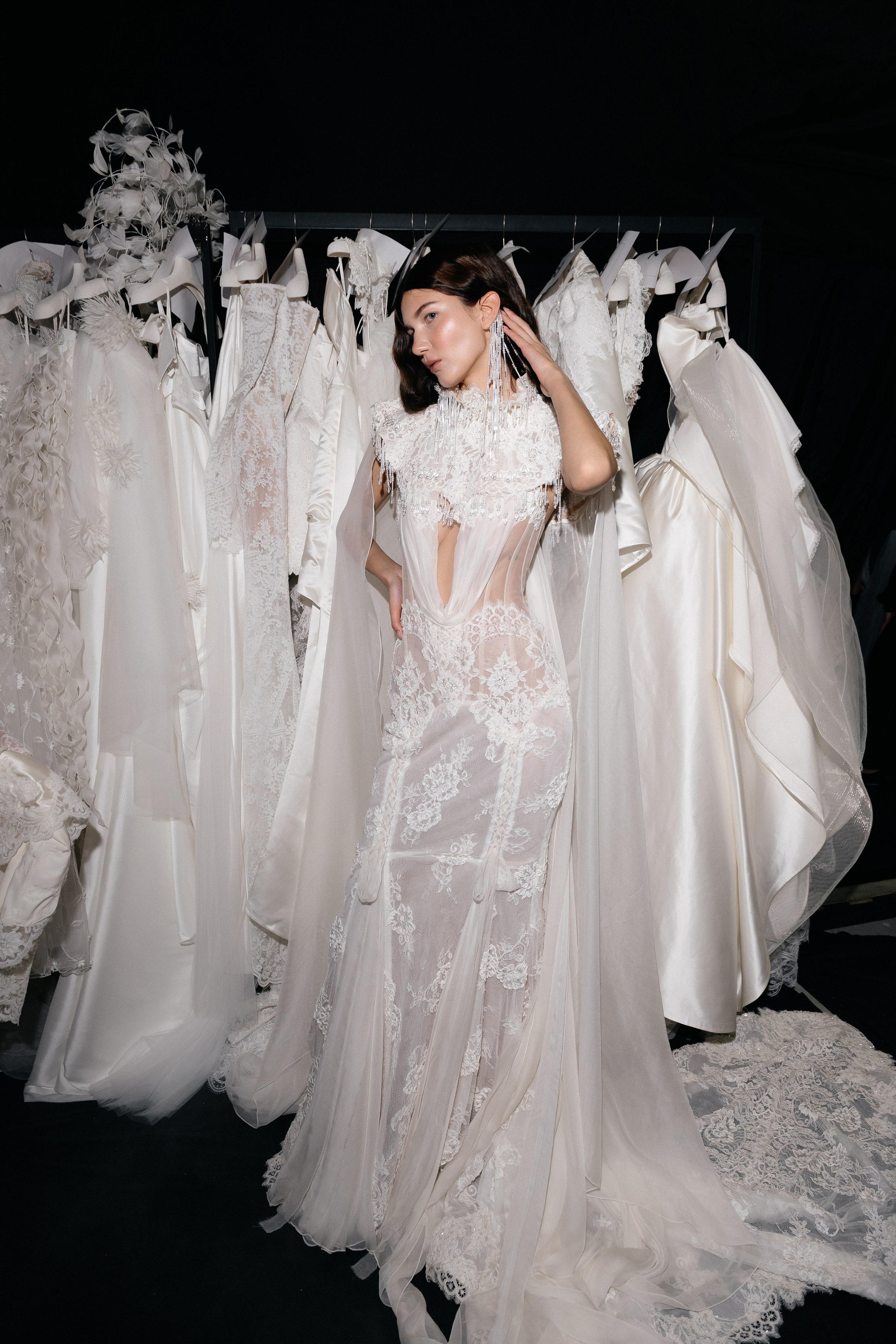 INCOGNITO Rara Avis Group & Kuraje Fashion Show 2027 INCOGNITO. Wedding PHOTOGRAPHER Andrew Vnukov