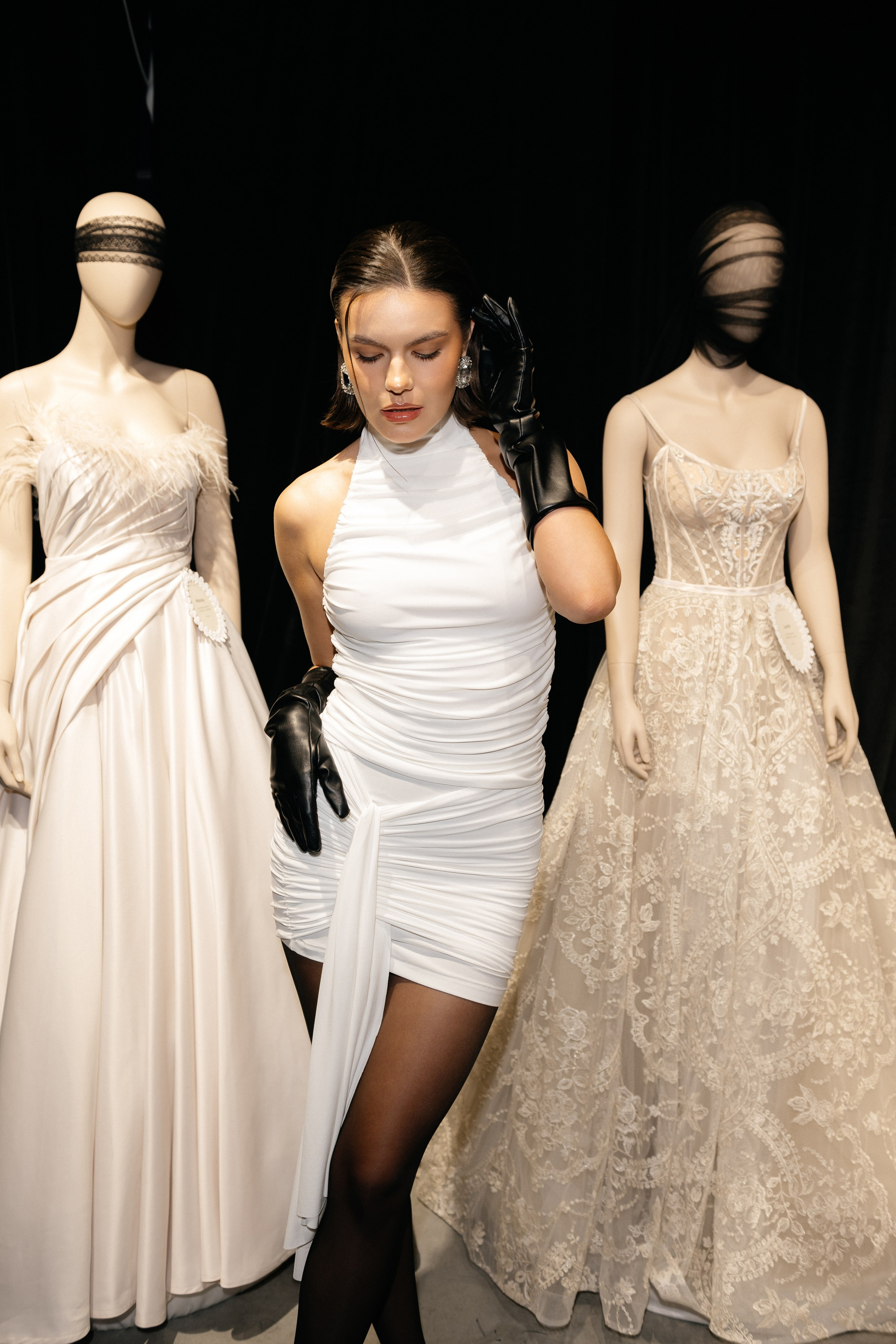 INCOGNITO Rara Avis Group & Kuraje Fashion Show 2027 INCOGNITO. Wedding PHOTOGRAPHER Andrew Vnukov