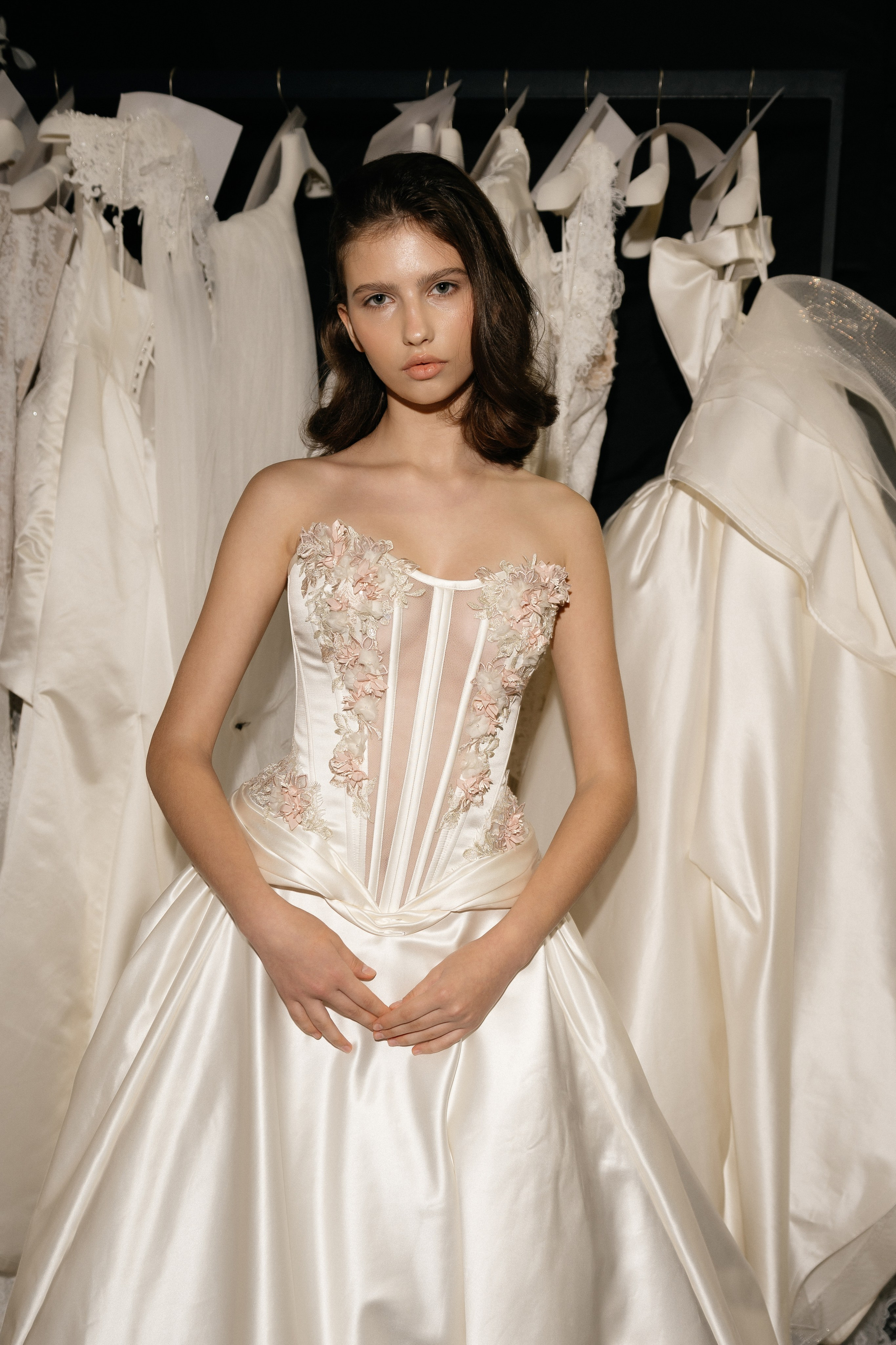 INCOGNITO Rara Avis Group & Kuraje Fashion Show 2027 INCOGNITO. Wedding PHOTOGRAPHER Andrew Vnukov