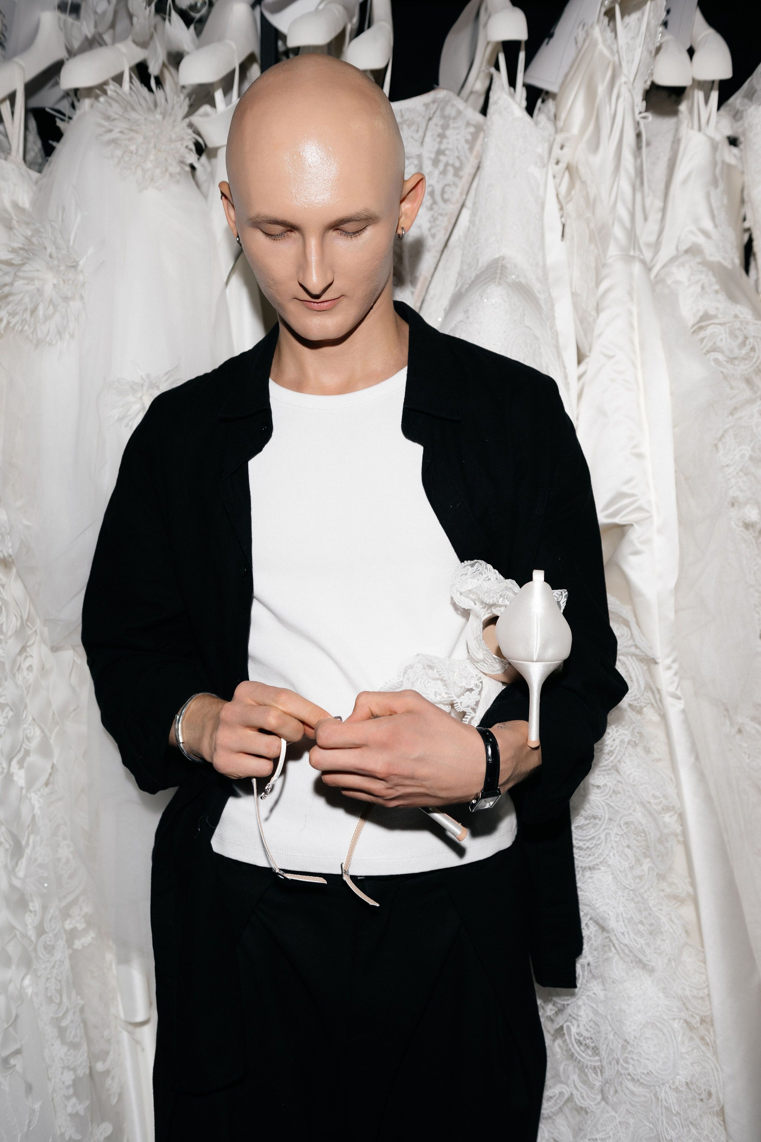 INCOGNITO Rara Avis Group & Kuraje Fashion Show 2027 INCOGNITO. Wedding PHOTOGRAPHER Andrew Vnukov