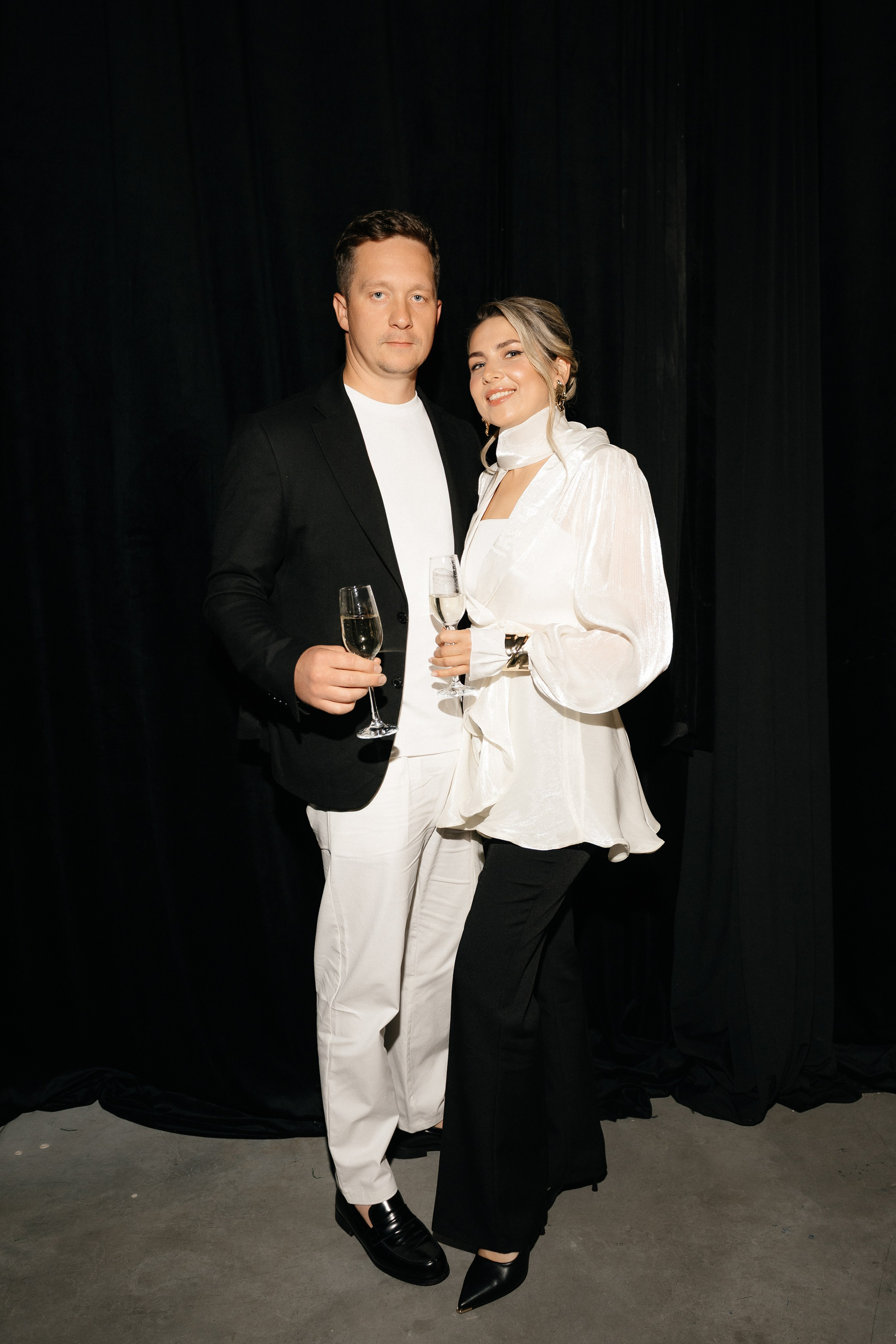 INCOGNITO Rara Avis Group & Kuraje Fashion Show 2027 INCOGNITO. Wedding PHOTOGRAPHER Andrew Vnukov