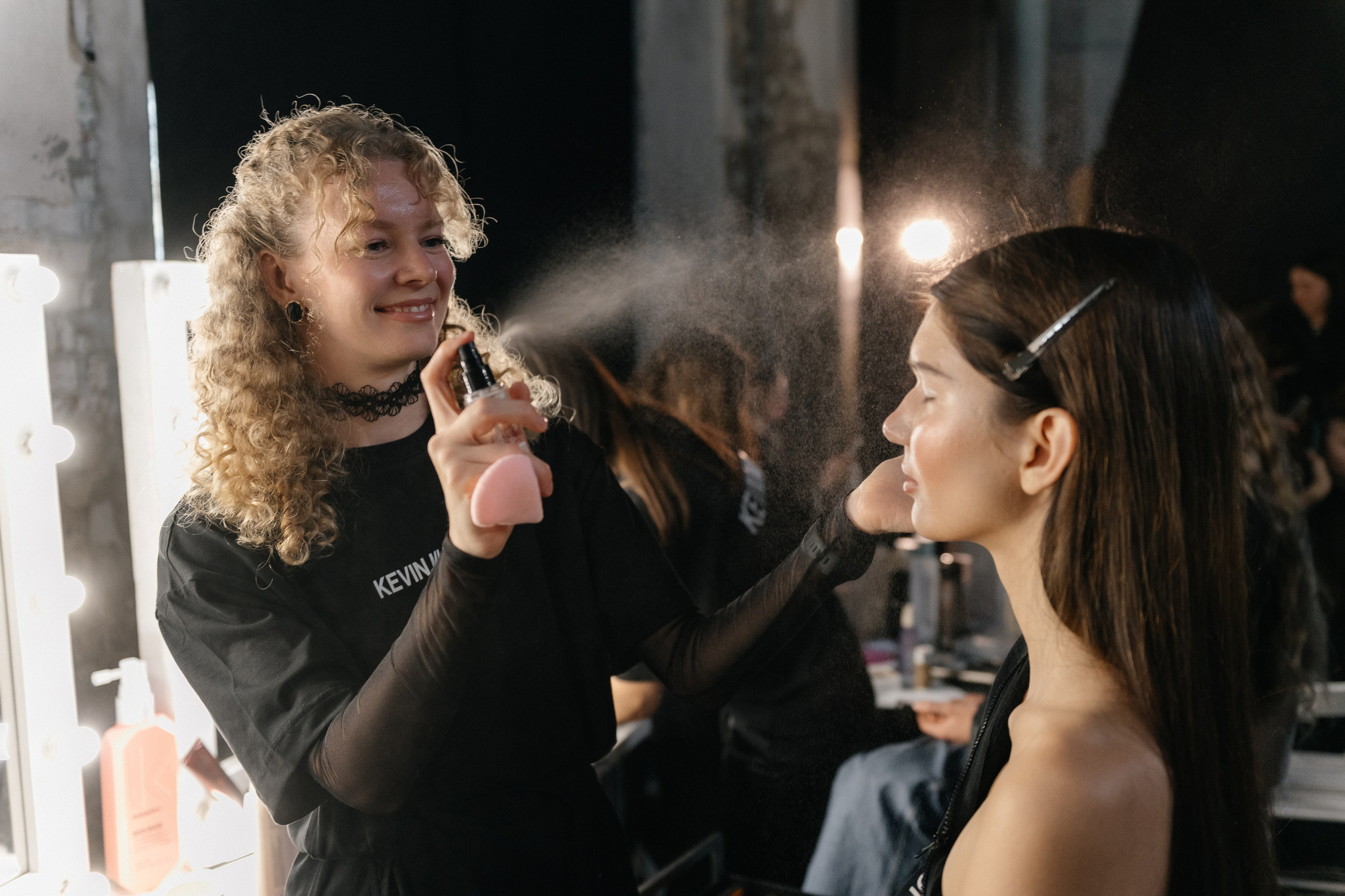 INCOGNITO Rara Avis Group & Kuraje Fashion Show 2027 INCOGNITO. Wedding PHOTOGRAPHER Andrew Vnukov