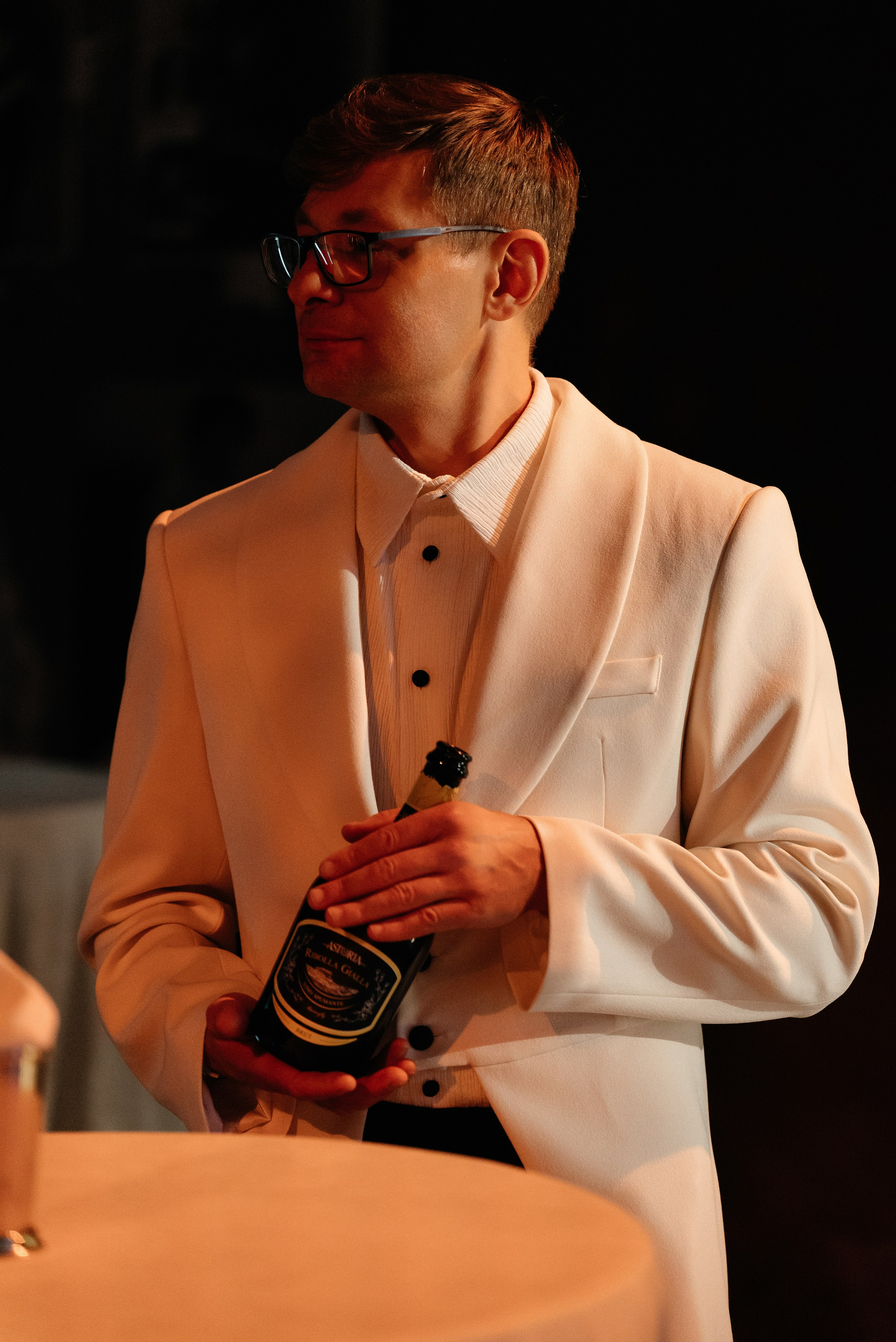 INCOGNITO Rara Avis Group & Kuraje Fashion Show 2027 INCOGNITO. Wedding PHOTOGRAPHER Andrew Vnukov