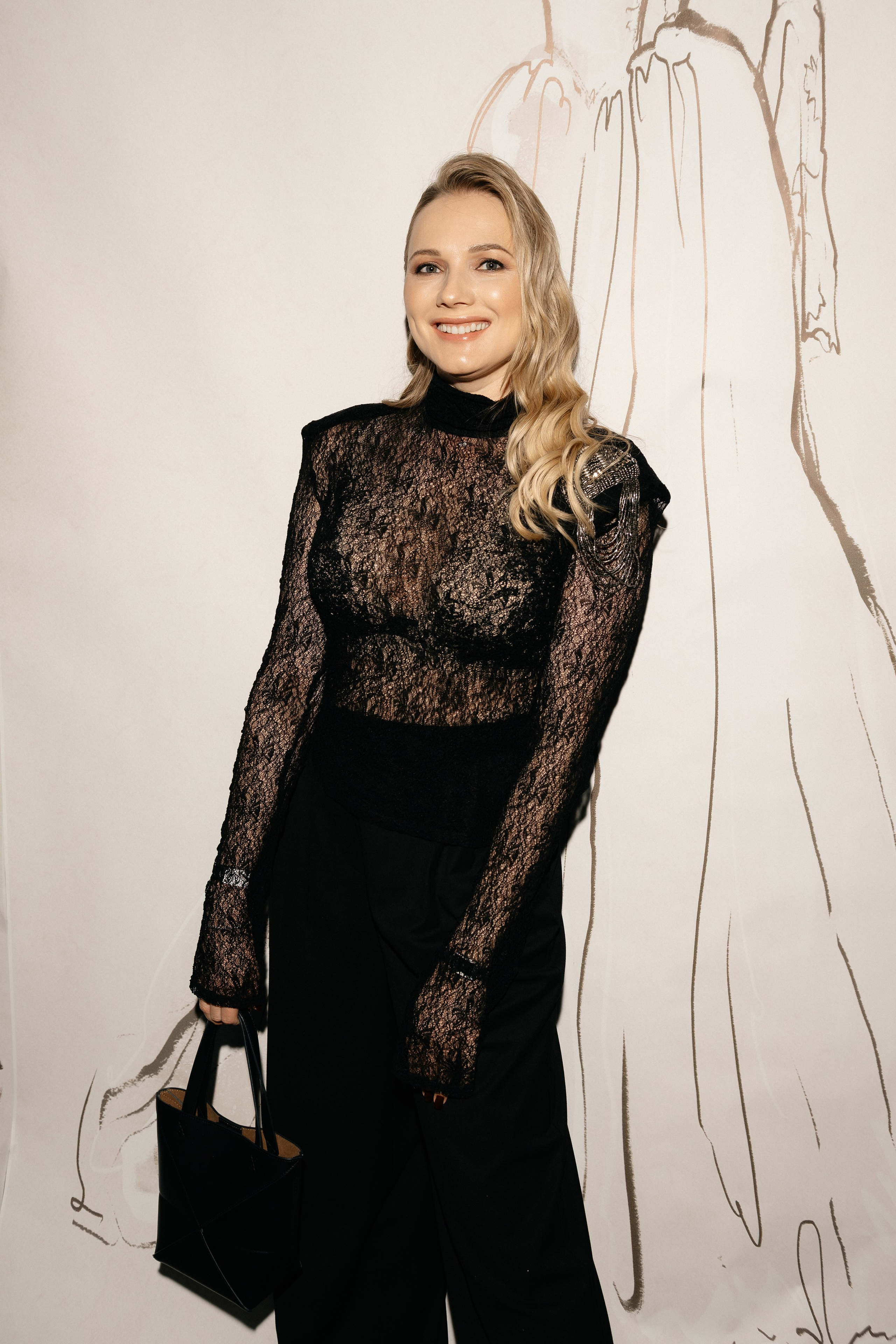 INCOGNITO Rara Avis Group & Kuraje Fashion Show 2027 INCOGNITO. Wedding PHOTOGRAPHER Andrew Vnukov