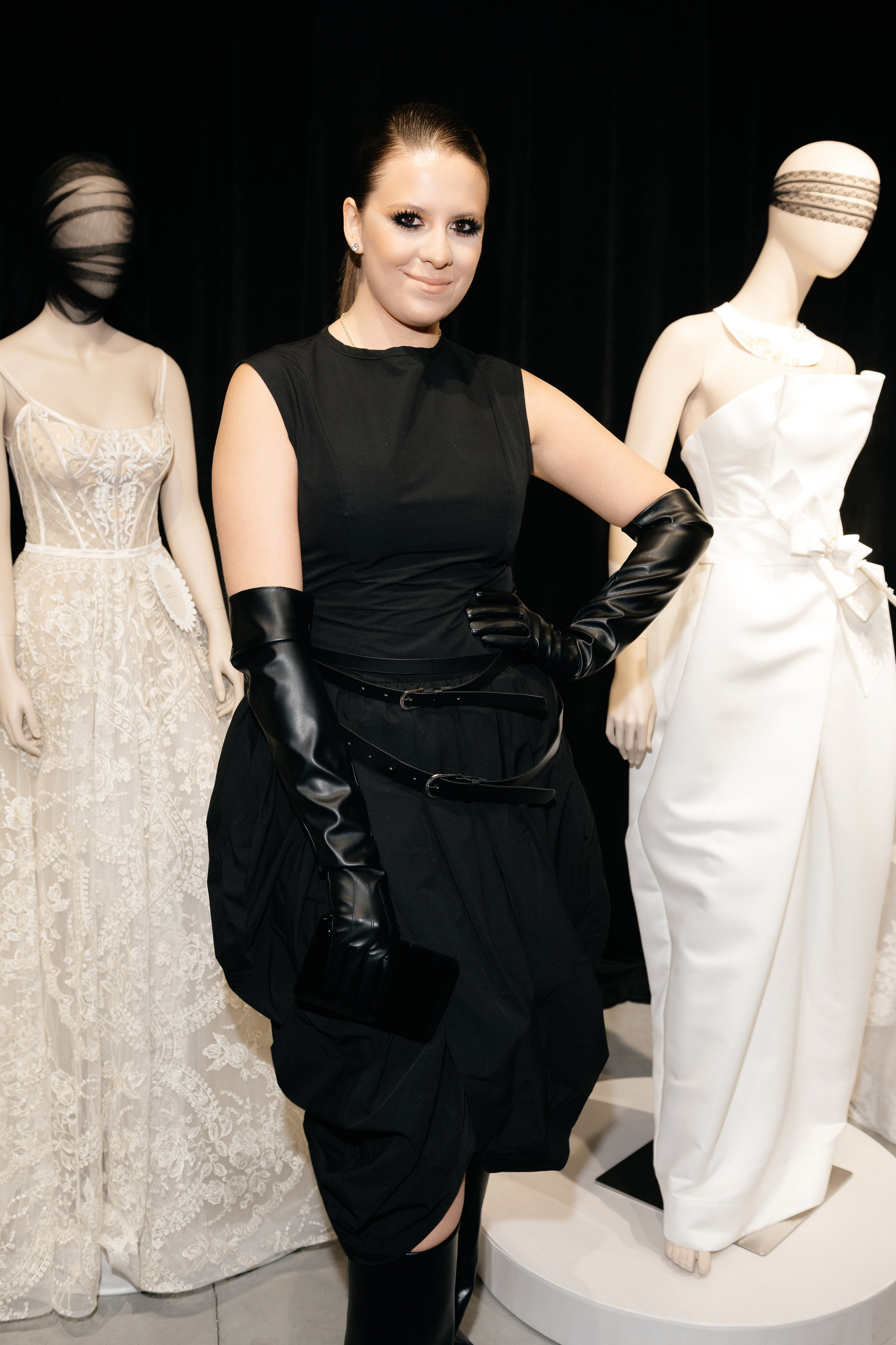 INCOGNITO Rara Avis Group & Kuraje Fashion Show 2027 INCOGNITO. Wedding PHOTOGRAPHER Andrew Vnukov