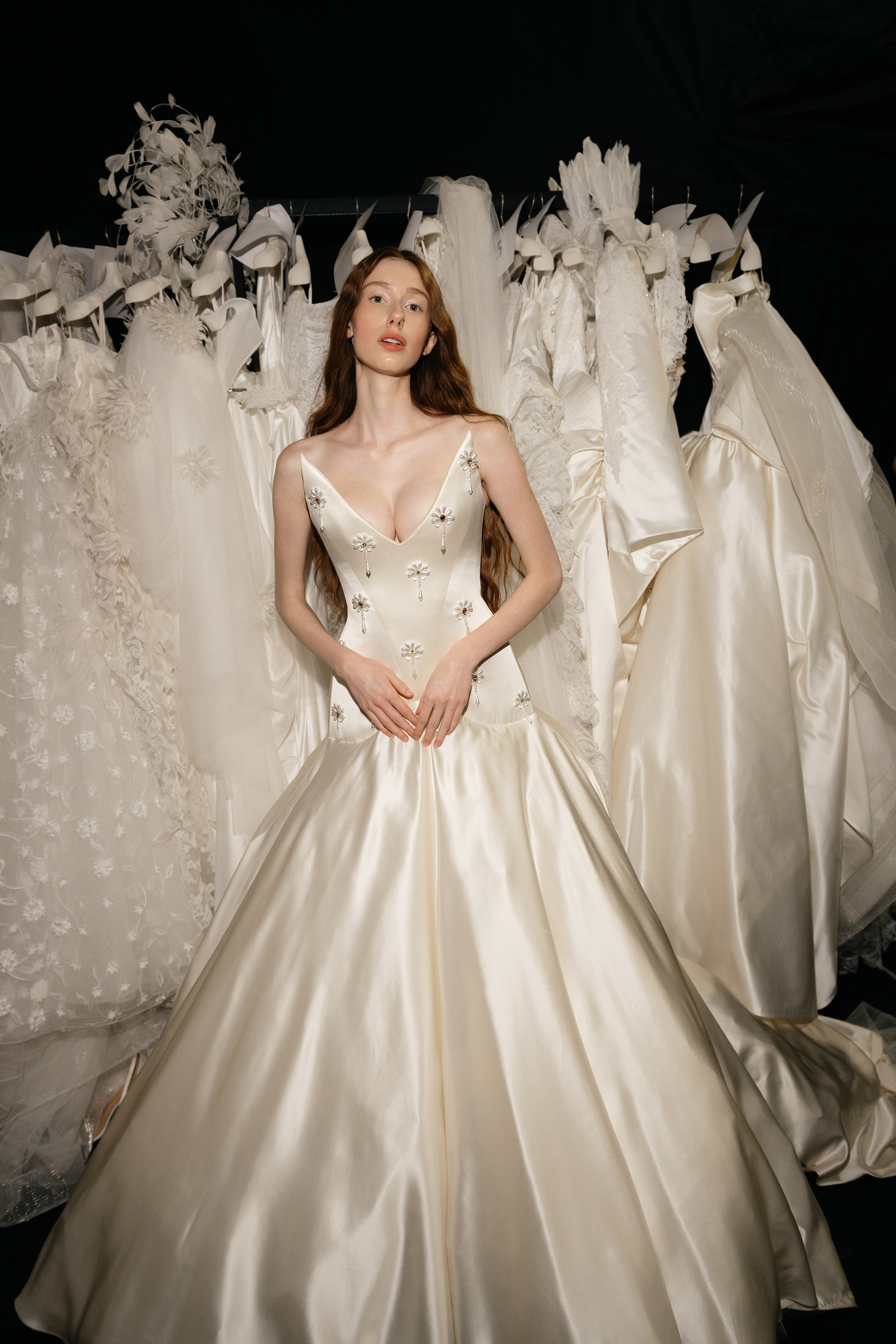 INCOGNITO Rara Avis Group & Kuraje Fashion Show 2027 INCOGNITO. Wedding PHOTOGRAPHER Andrew Vnukov