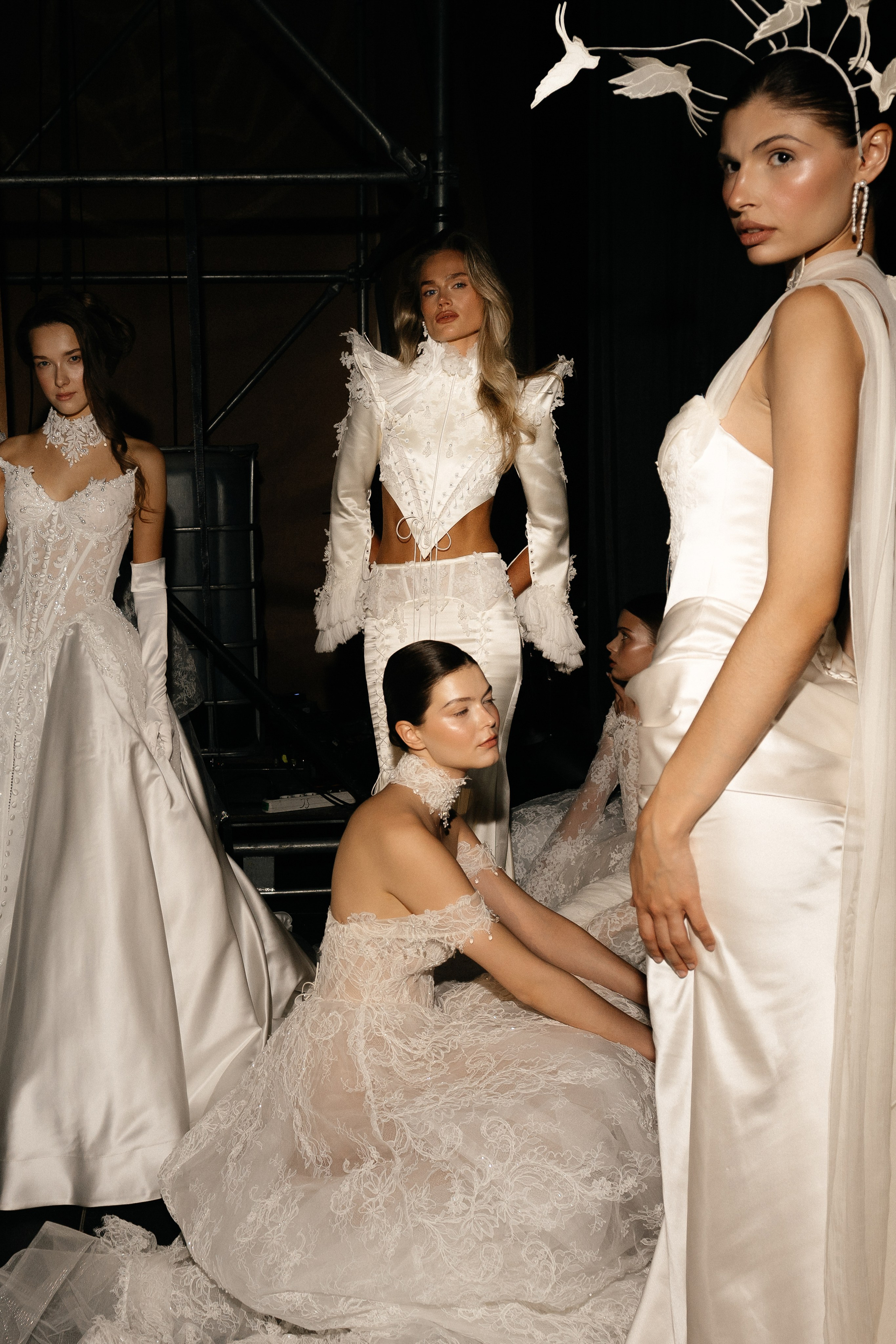 INCOGNITO Rara Avis Group & Kuraje Fashion Show 2027 INCOGNITO. Wedding PHOTOGRAPHER Andrew Vnukov