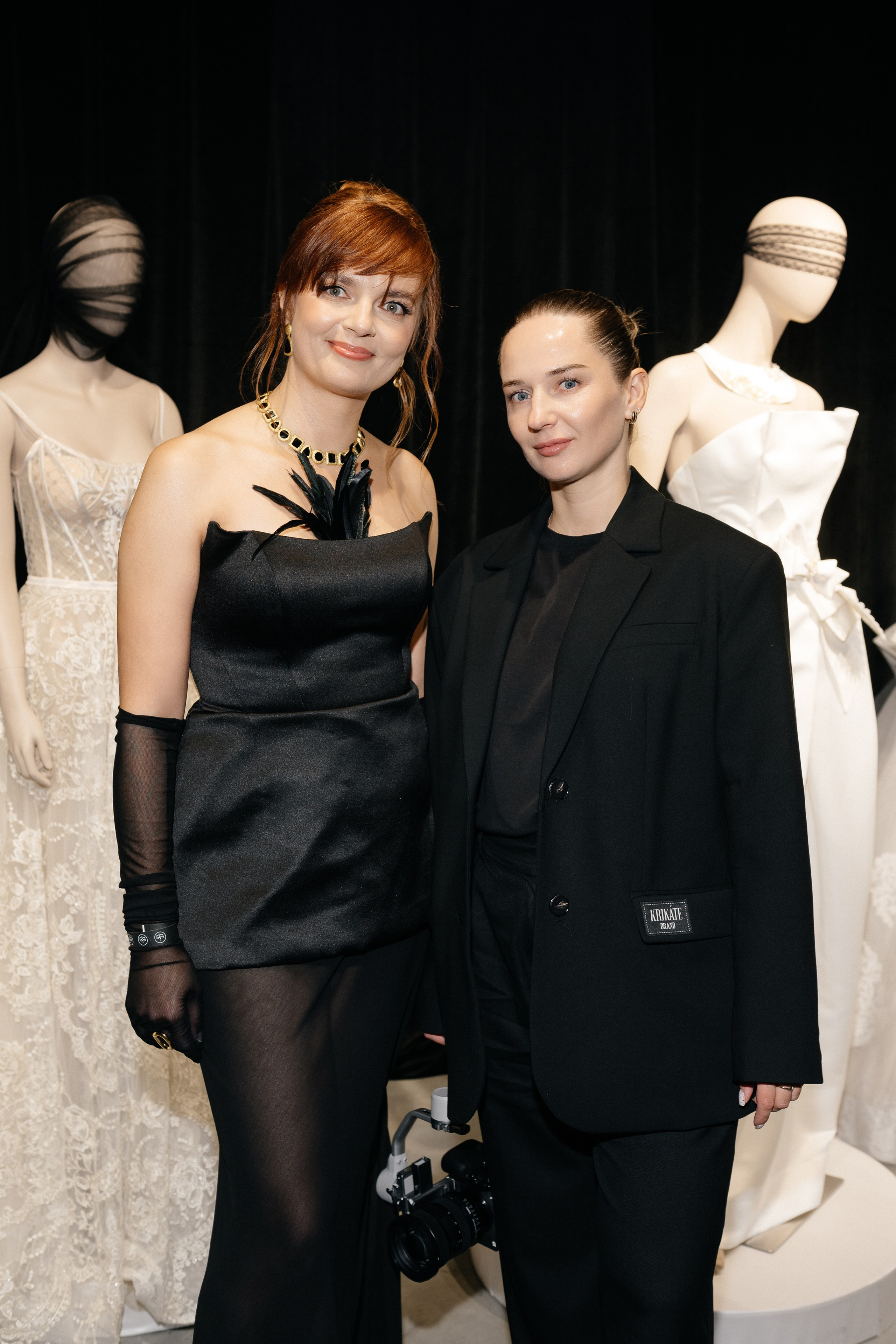 INCOGNITO Rara Avis Group & Kuraje Fashion Show 2027 INCOGNITO. Wedding PHOTOGRAPHER Andrew Vnukov