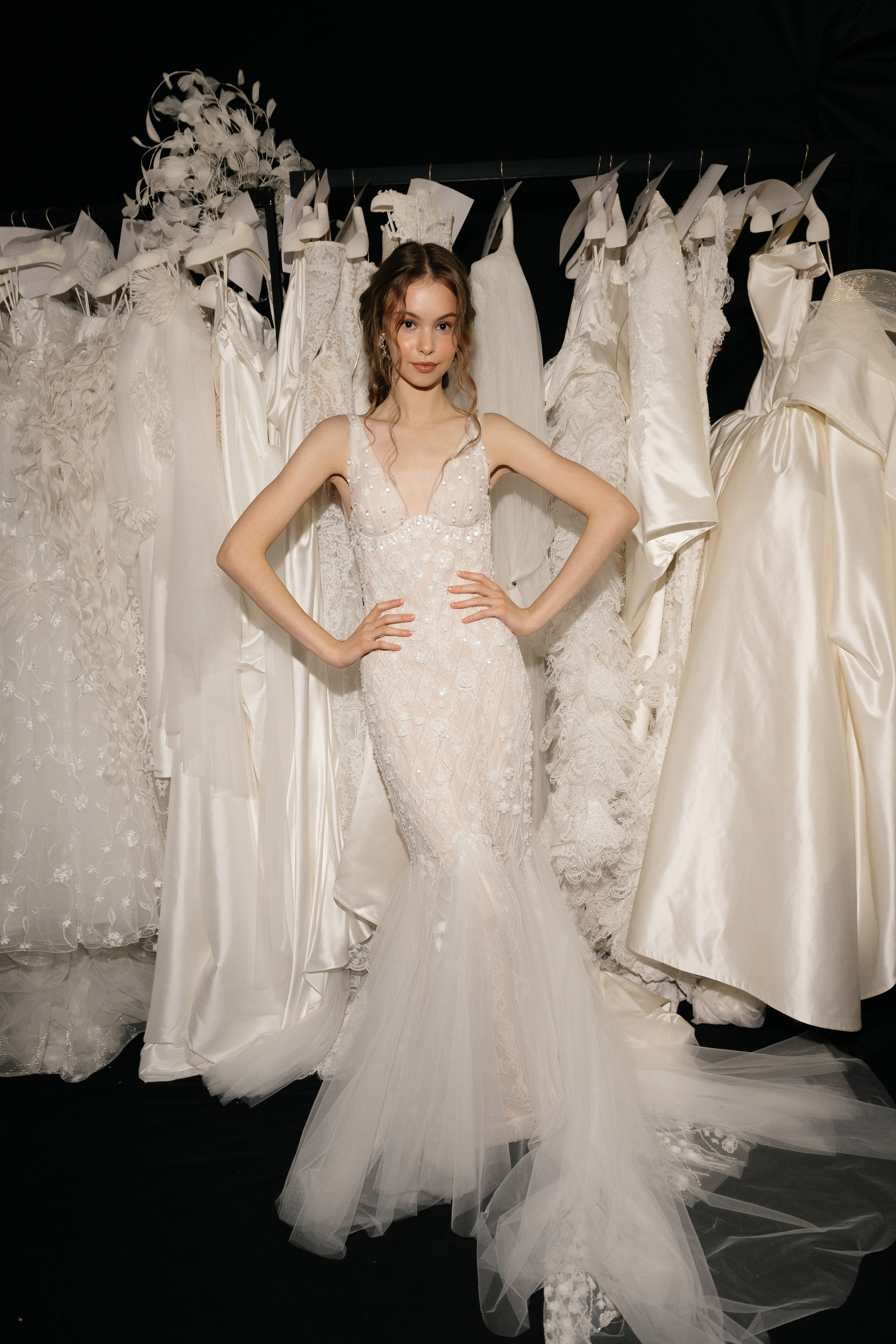 INCOGNITO Rara Avis Group & Kuraje Fashion Show 2027 INCOGNITO. Wedding PHOTOGRAPHER Andrew Vnukov