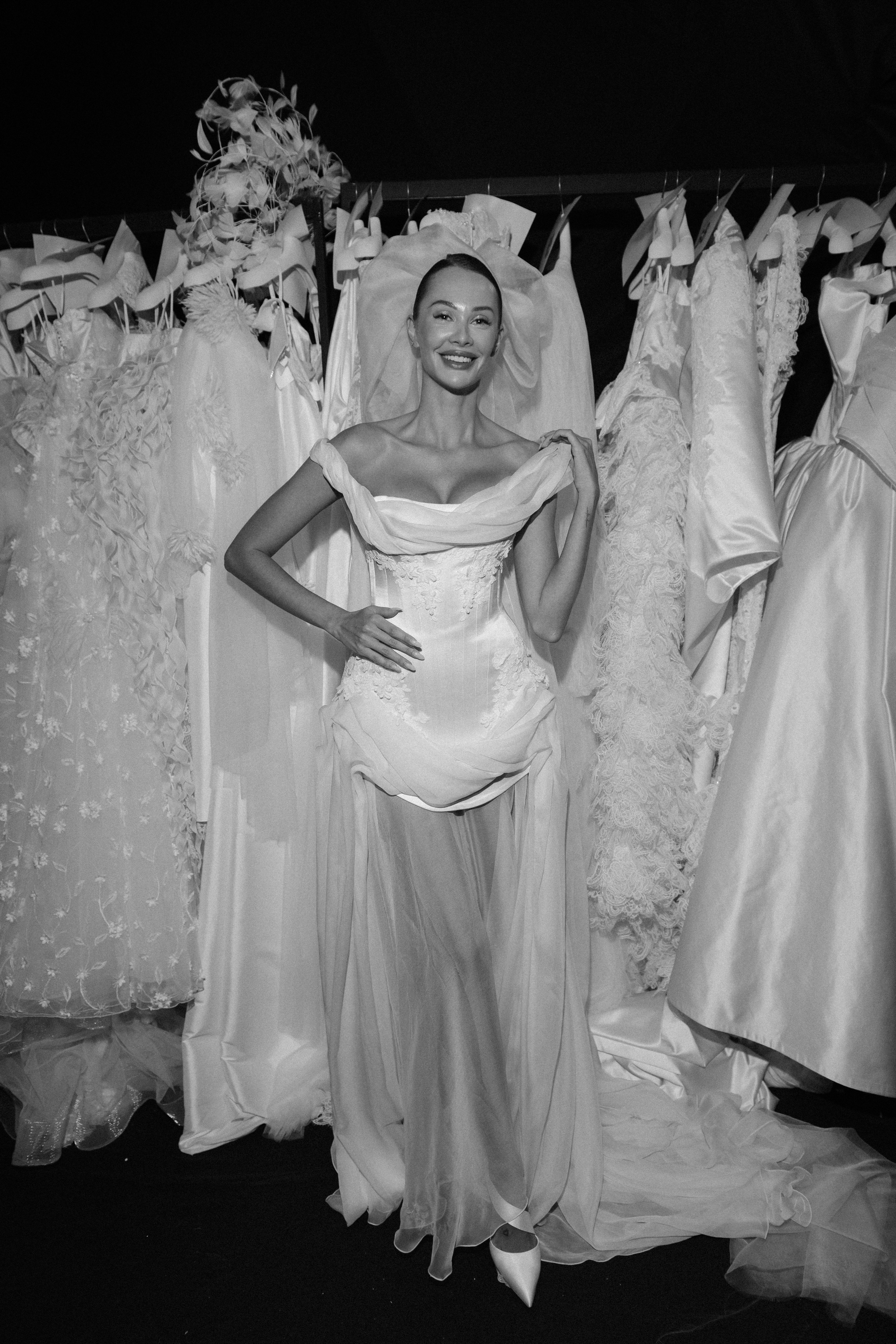INCOGNITO Rara Avis Group & Kuraje Fashion Show 2027 INCOGNITO. Wedding PHOTOGRAPHER Andrew Vnukov