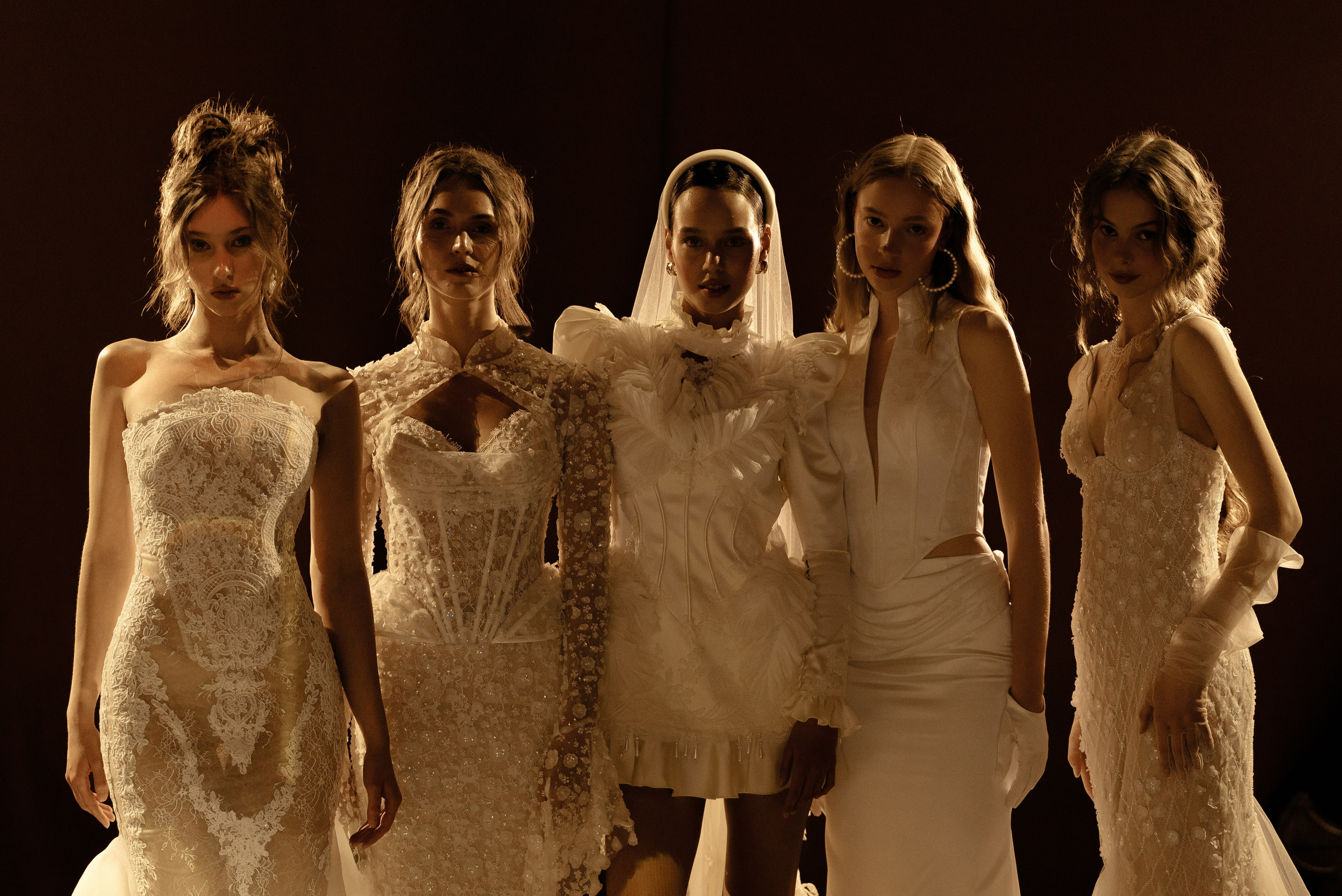 INCOGNITO Rara Avis Group & Kuraje Fashion Show 2027 INCOGNITO. Wedding PHOTOGRAPHER Andrew Vnukov