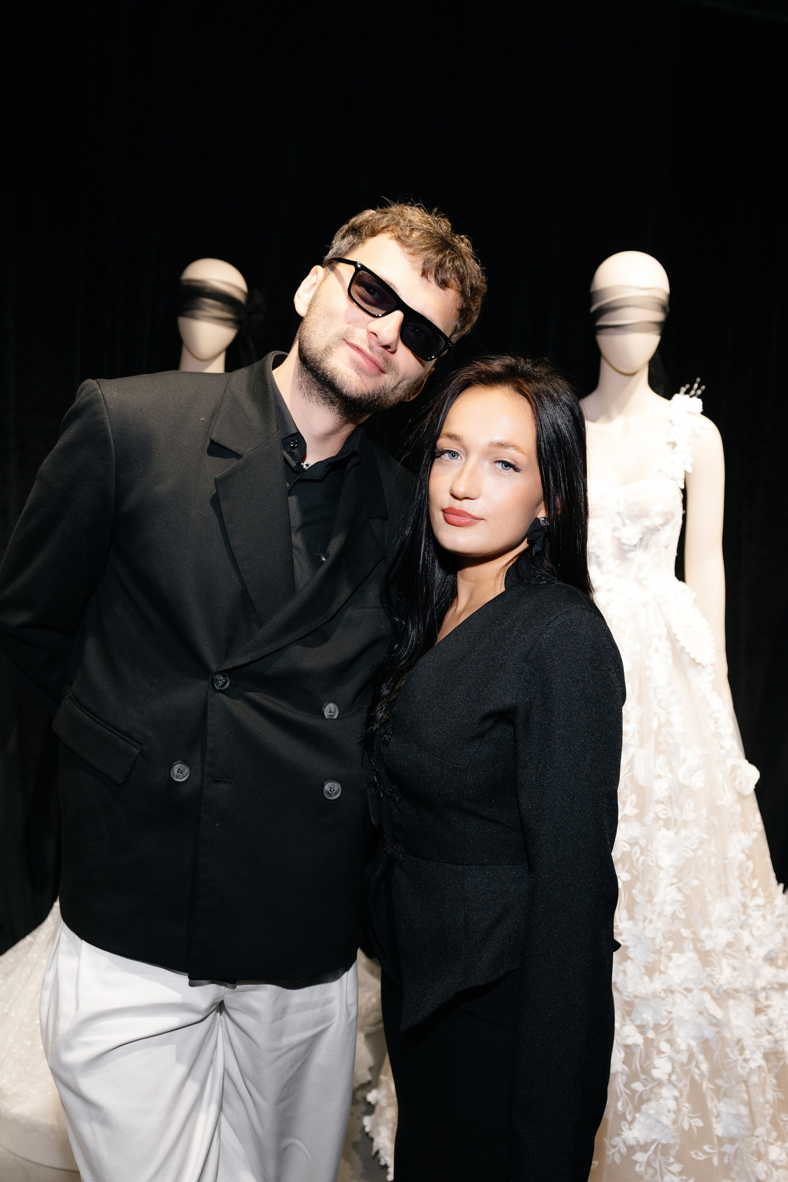 INCOGNITO Rara Avis Group & Kuraje Fashion Show 2027 INCOGNITO. Wedding PHOTOGRAPHER Andrew Vnukov