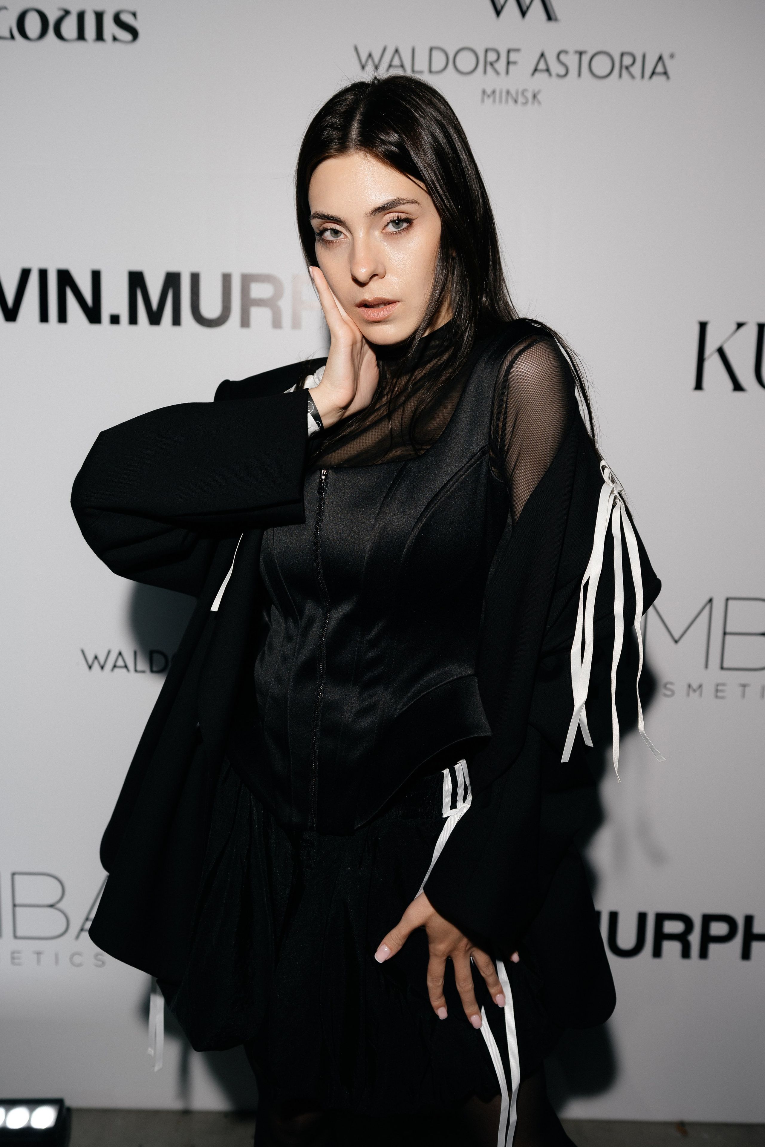 INCOGNITO Rara Avis Group & Kuraje Fashion Show 2027 INCOGNITO. Wedding PHOTOGRAPHER Andrew Vnukov